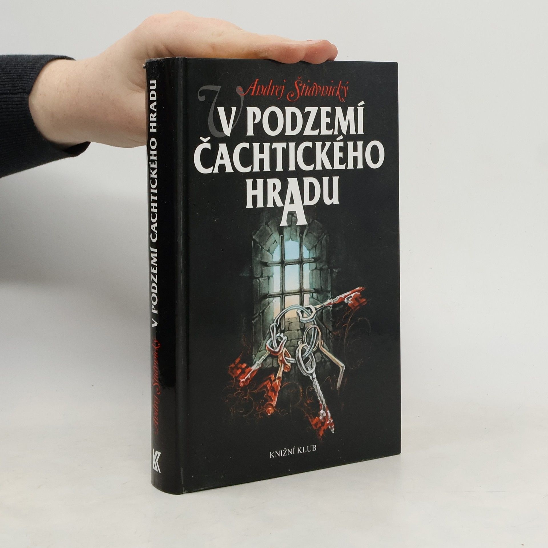 V podzemí Čachtického hradu