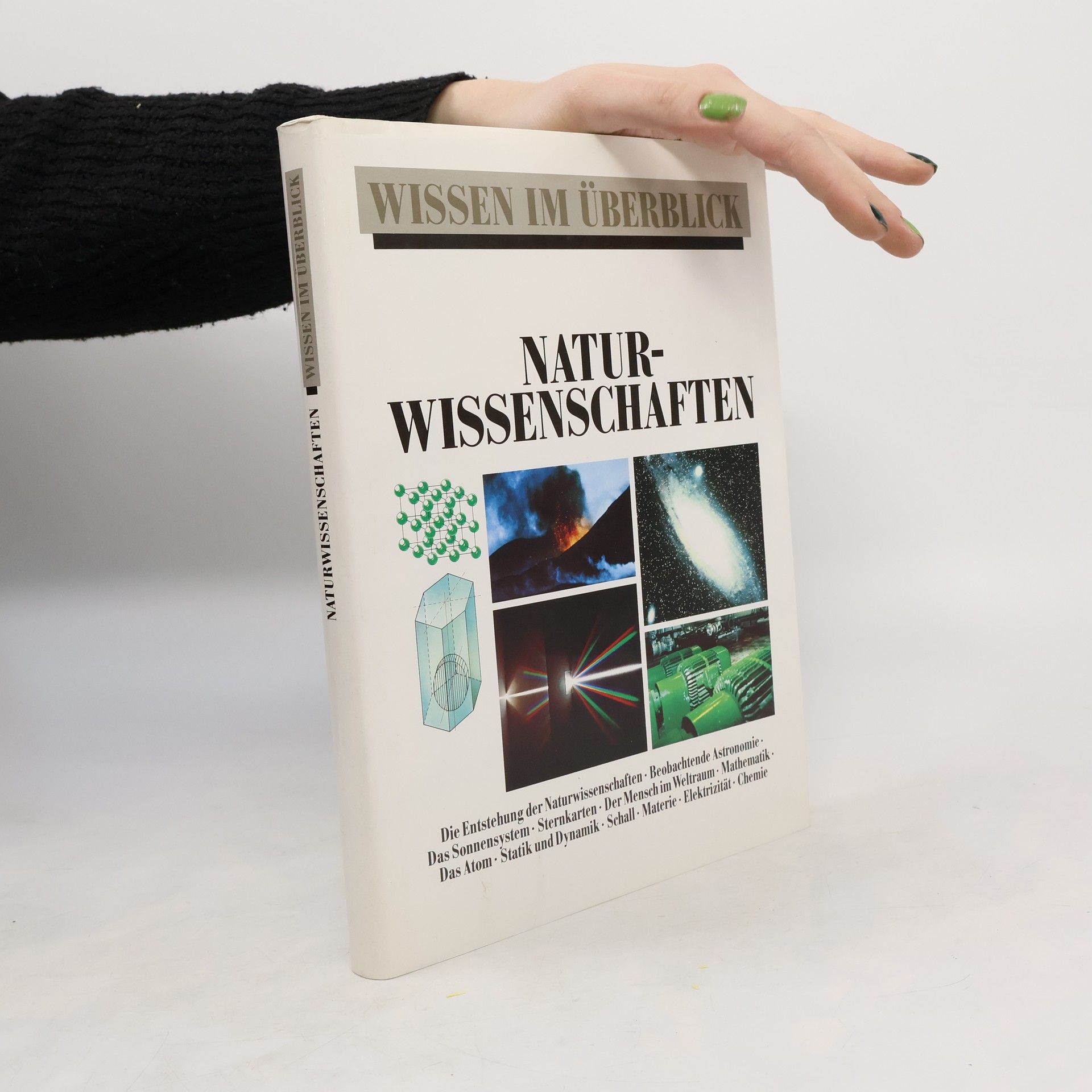 Auteurscollectief Wissen im Überblick: Naturwissenschaften