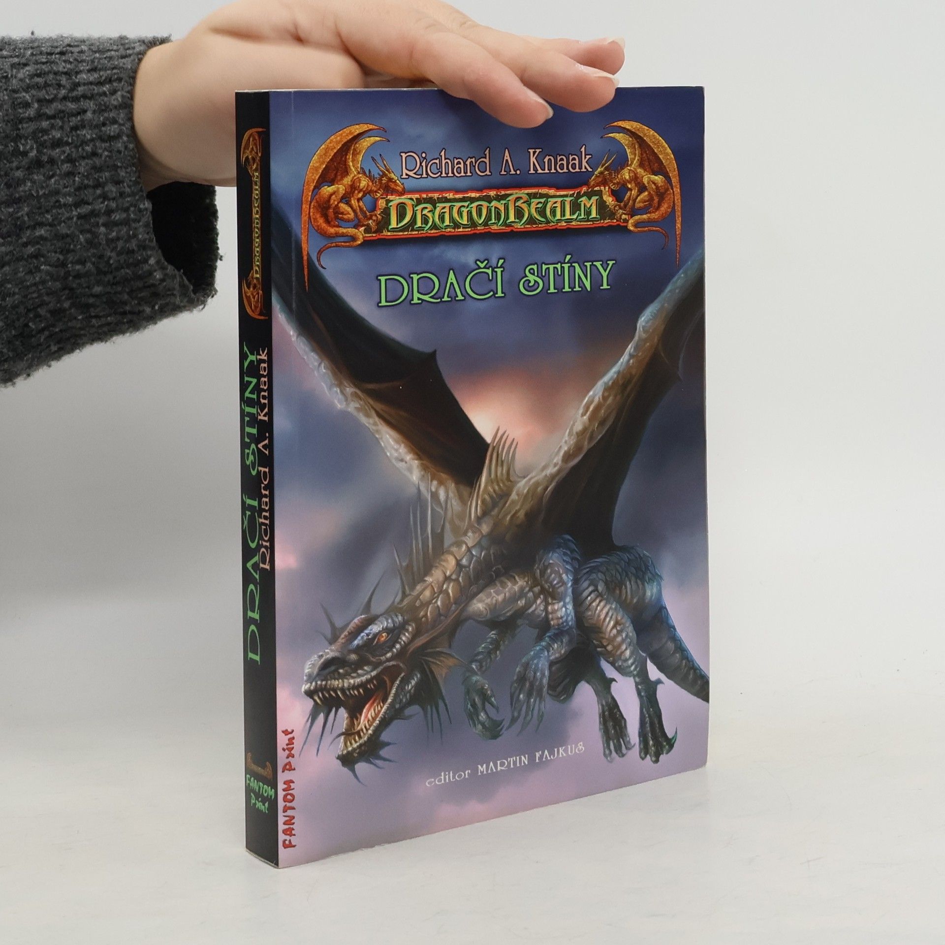 Richard A. Knaak Dračí stíny