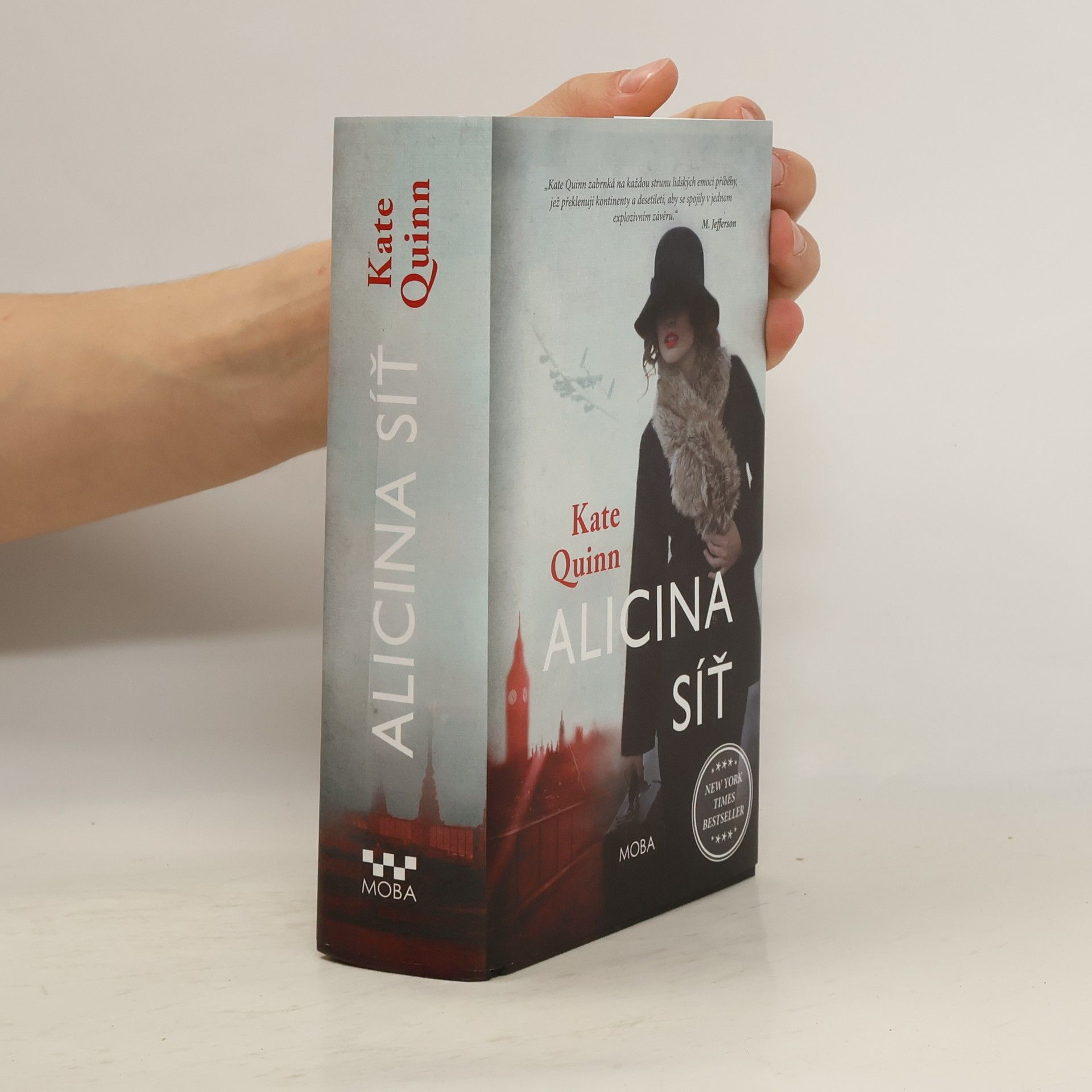 Kate Quinn Alicina síť