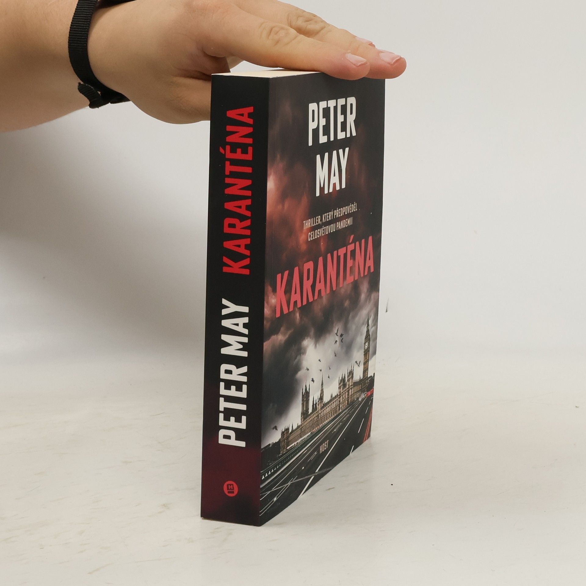 Peter May Karanténa