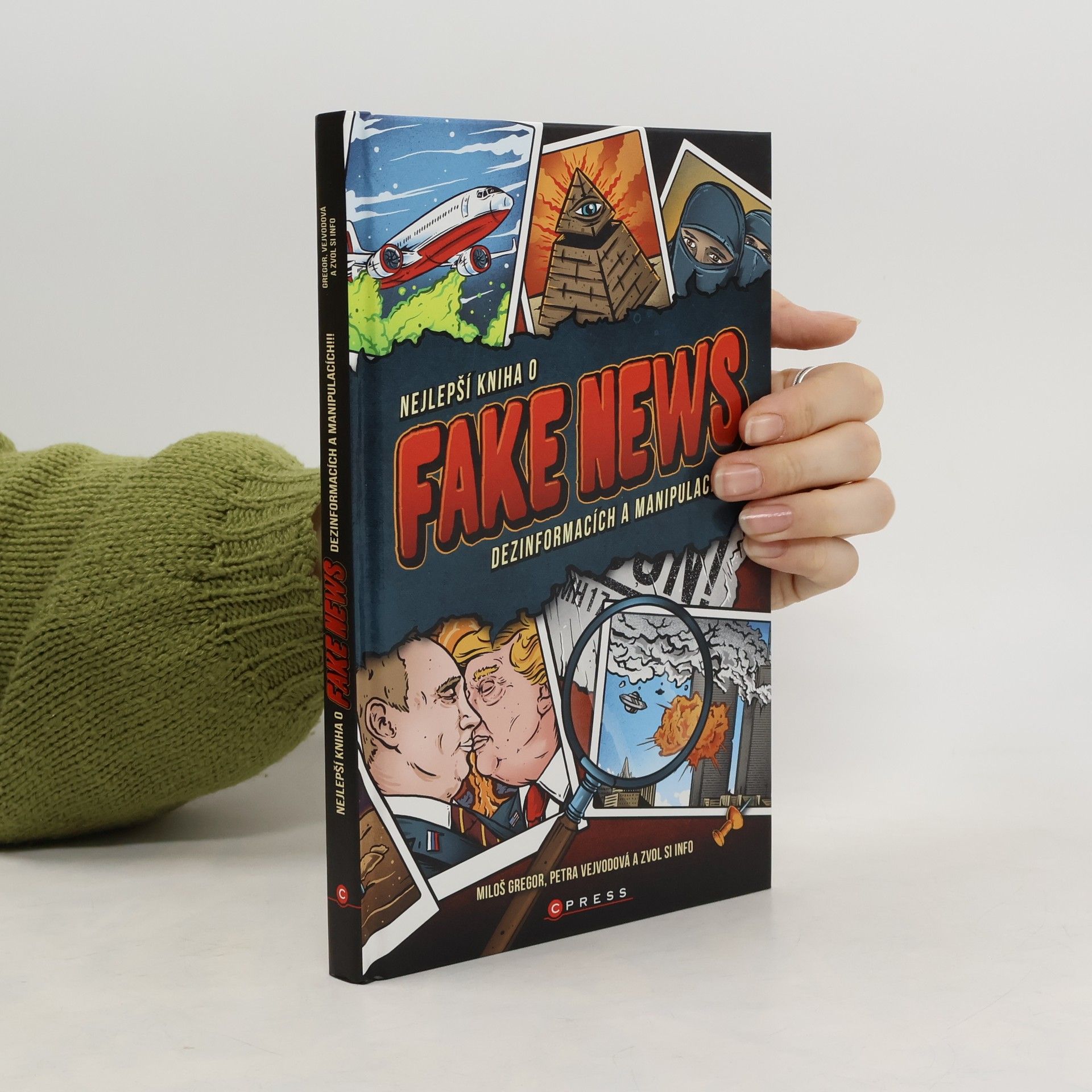Nejlepší kniha o fake news, dezinformacích a manipulacích!!!