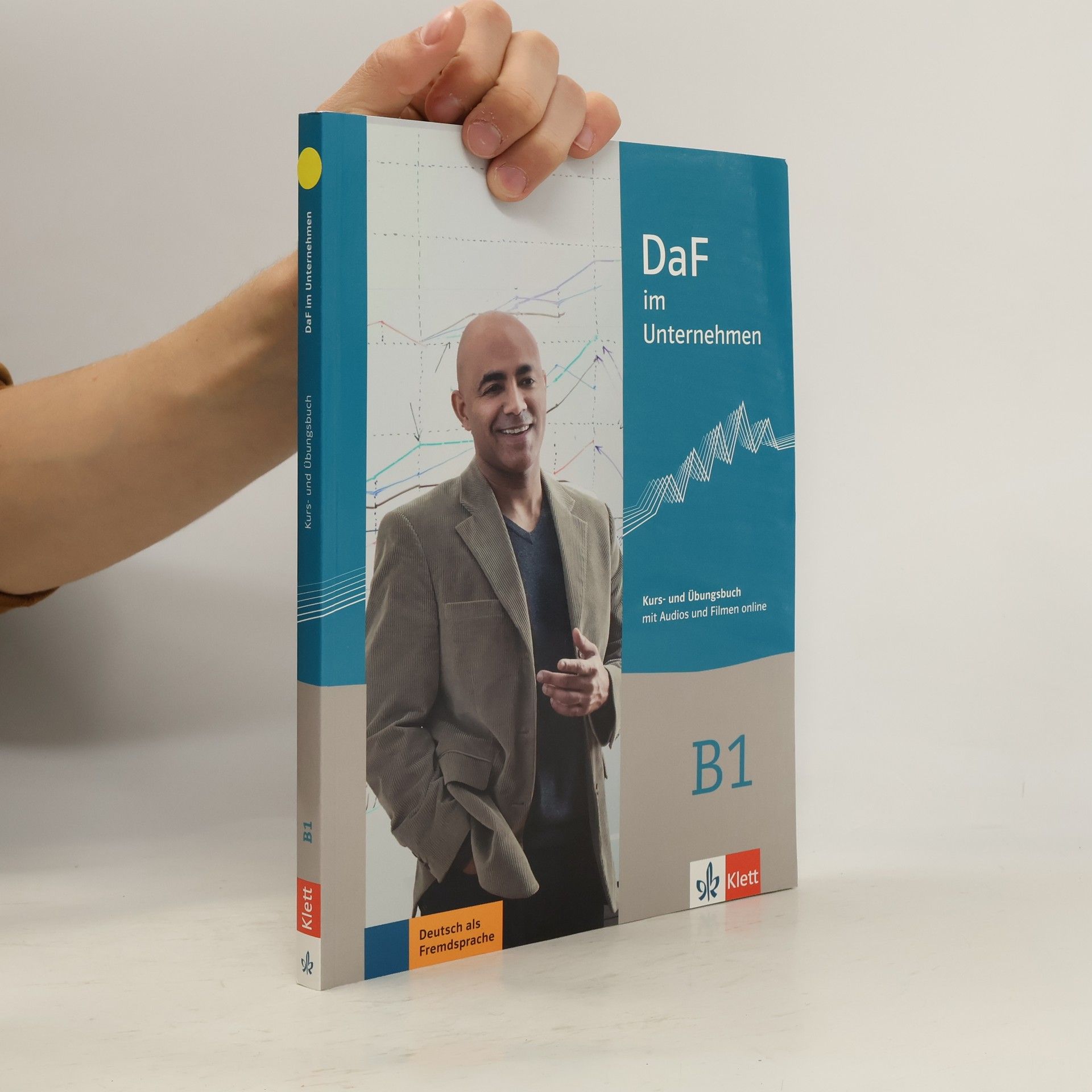 Kurs- und Übungsbuch mit Audios und Filmen online