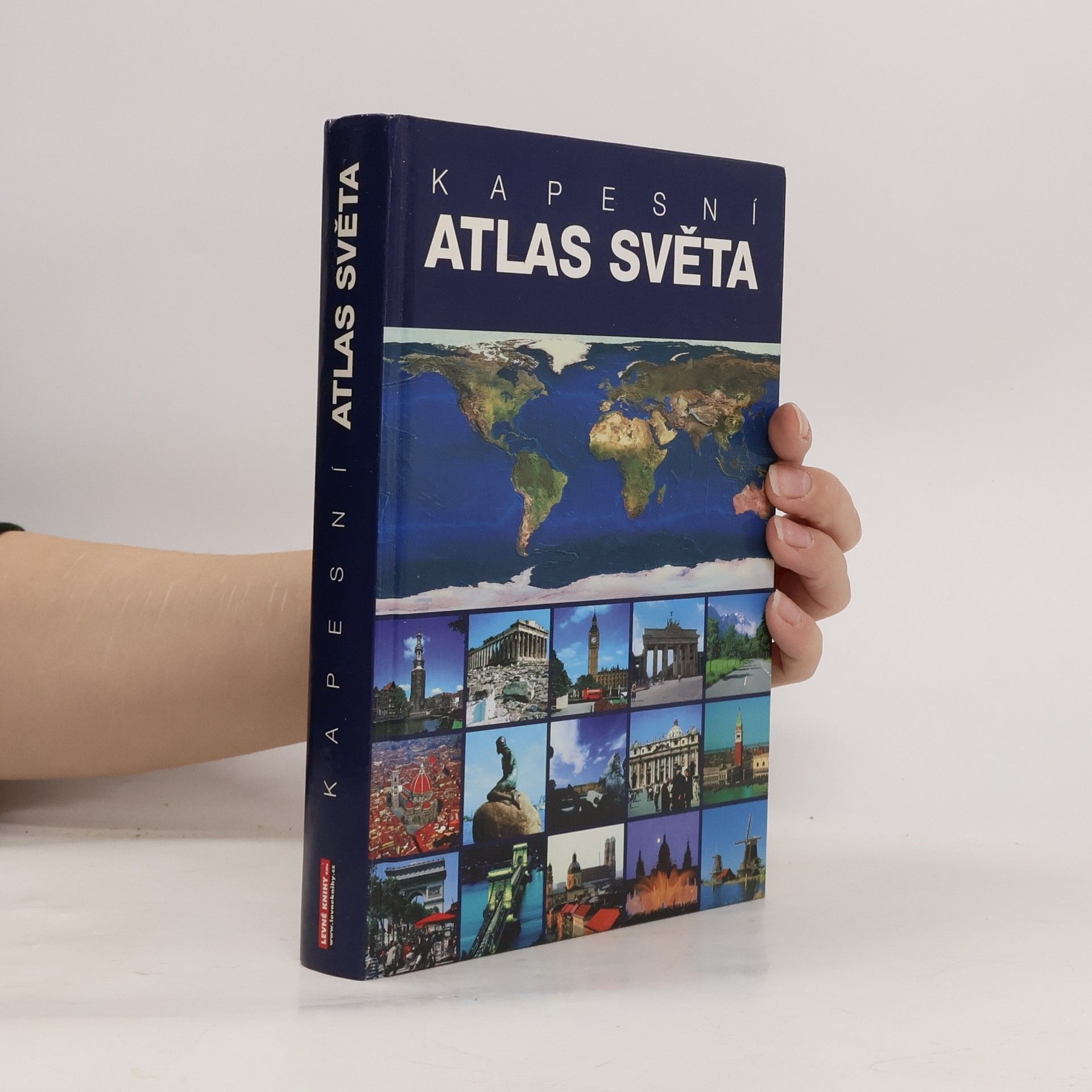 Kolektiv autorů Kapesní atlas světa