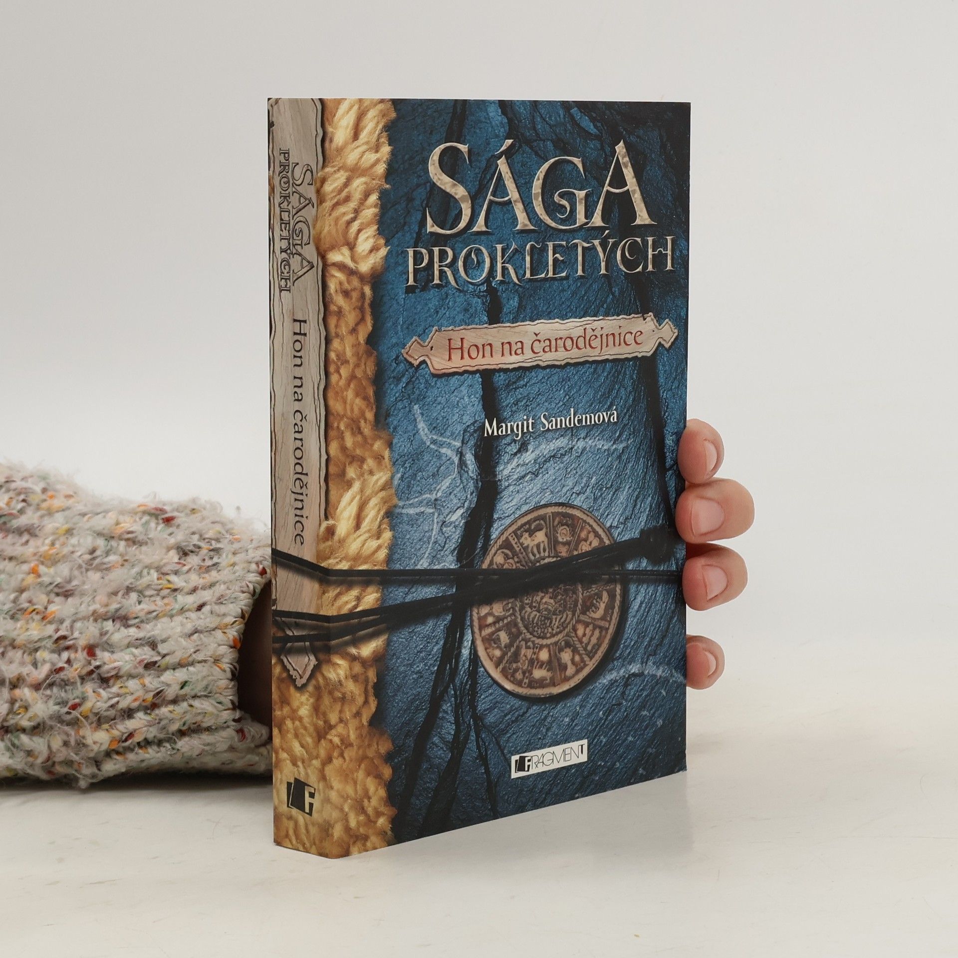 Margit Sandemová Sága prokletých 2. Hon na čarodějnice