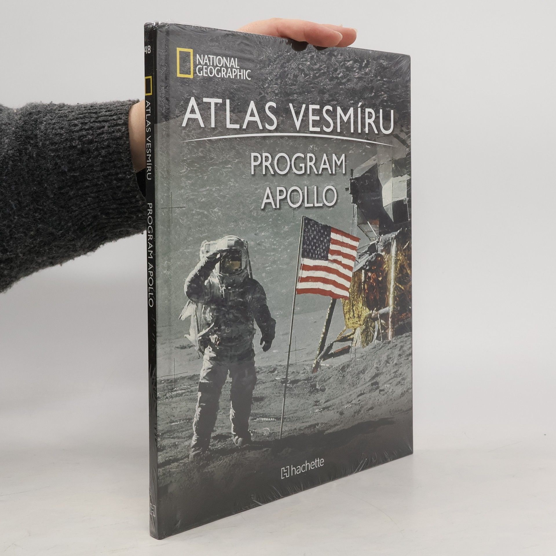 Kolektiv autorů Atlas Vesmíru 48. Program Apollo