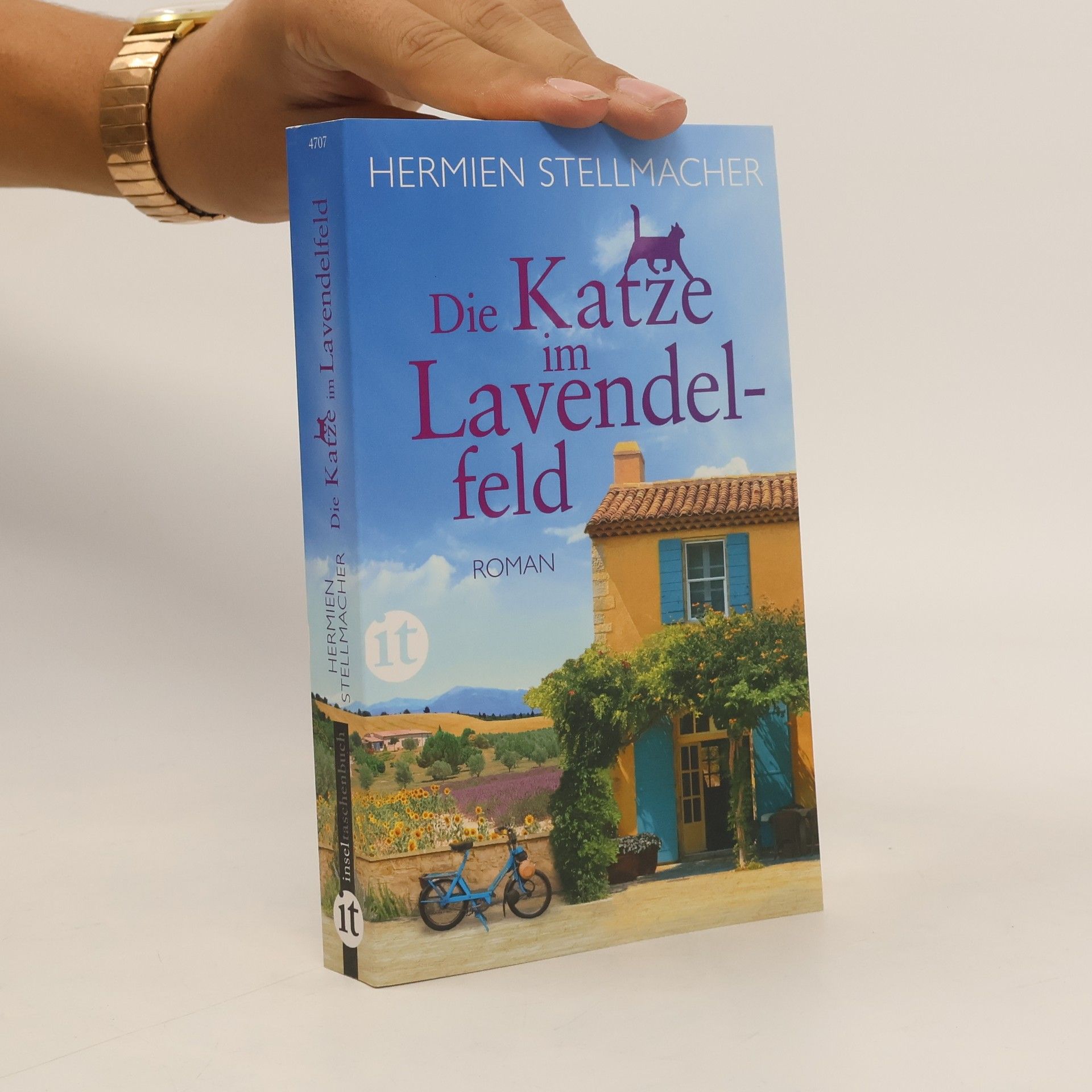 Hermien Stellmacher Die Katze im Lavendelfeld