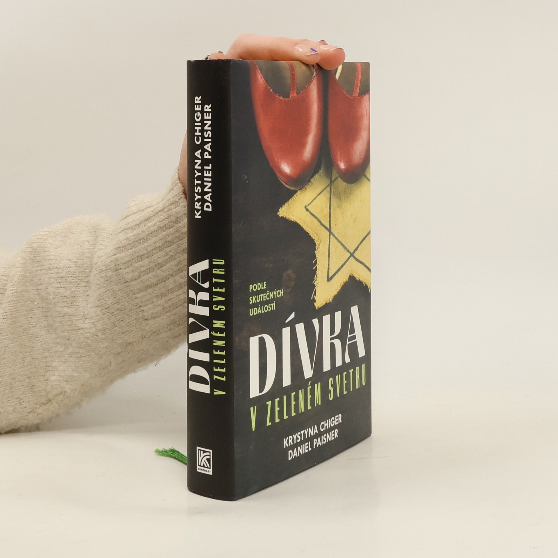 Krystyna Chiger Dívka v zeleném svetru