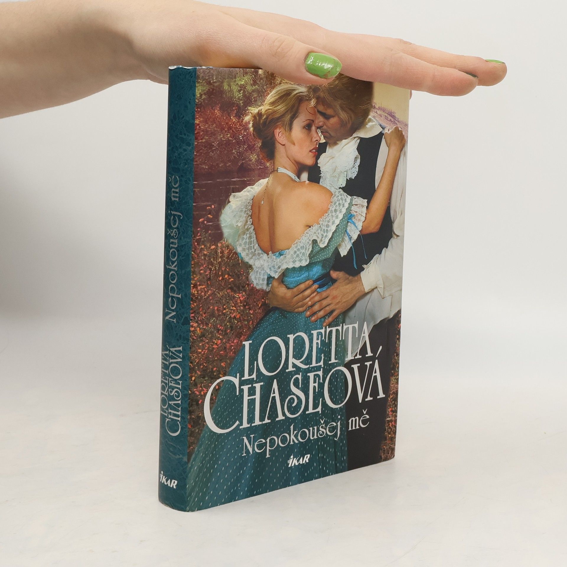 Loretta Lynda Chase Nepokoušej mě