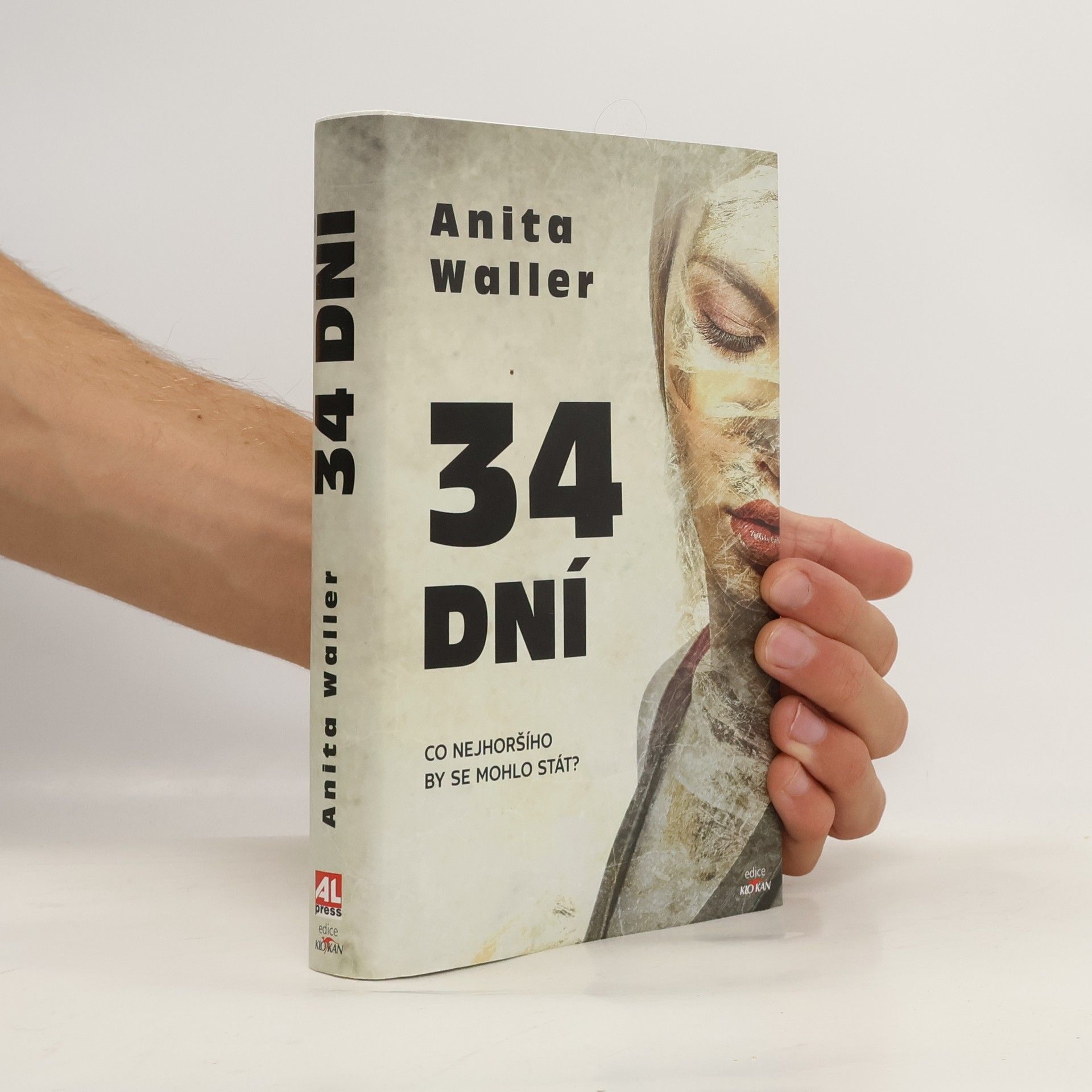 Anita Waller 34 dní