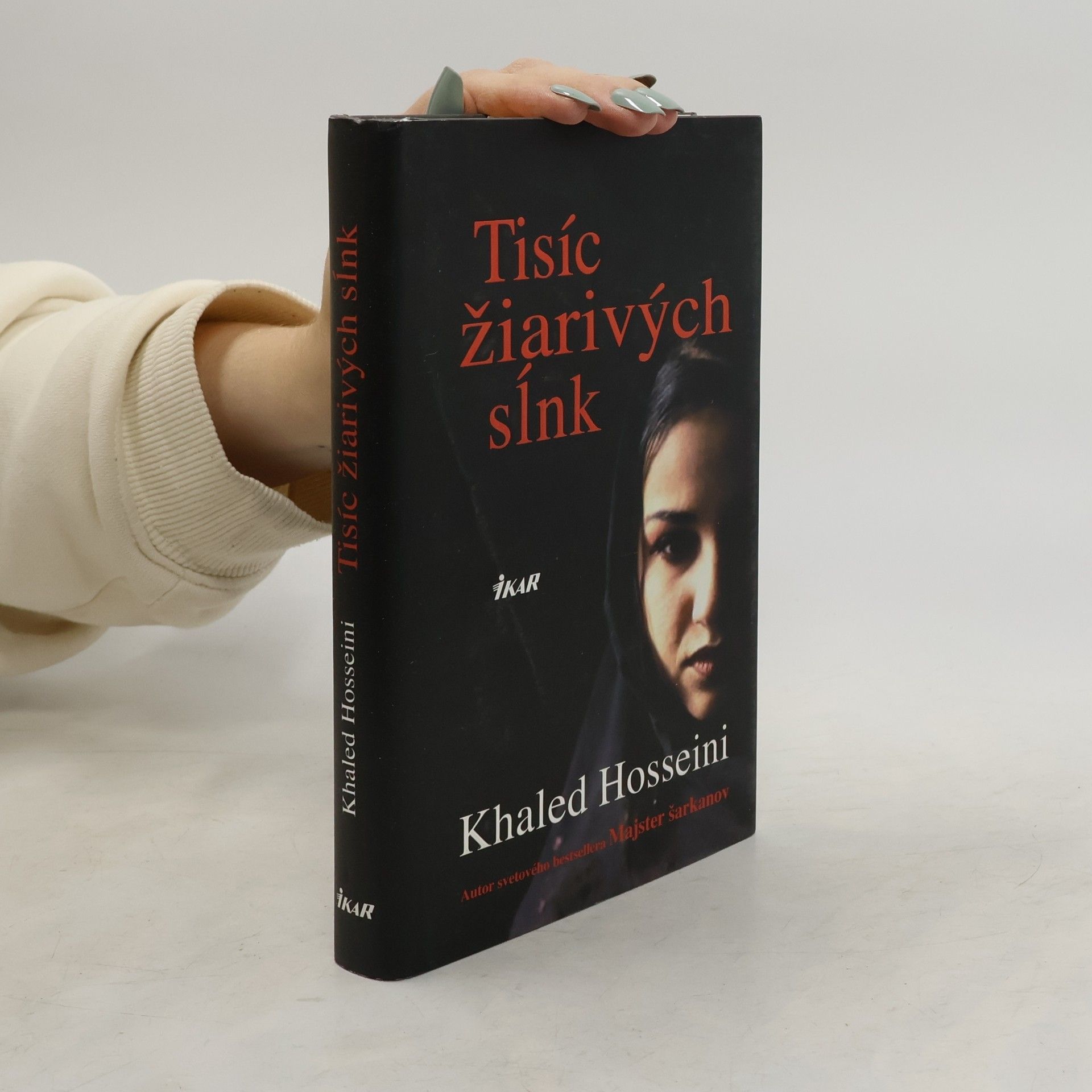 Khaled Hosseini Tisíc žiarivých sĺnk