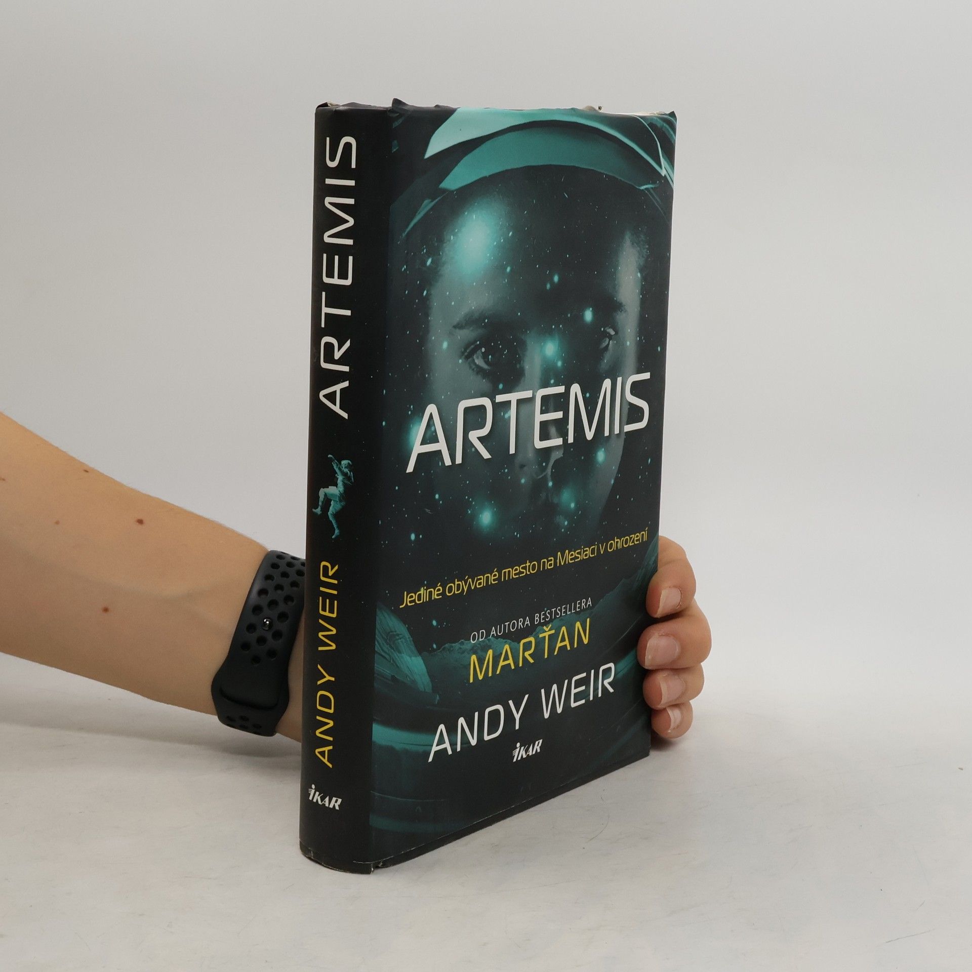 Andy Weir Artemis