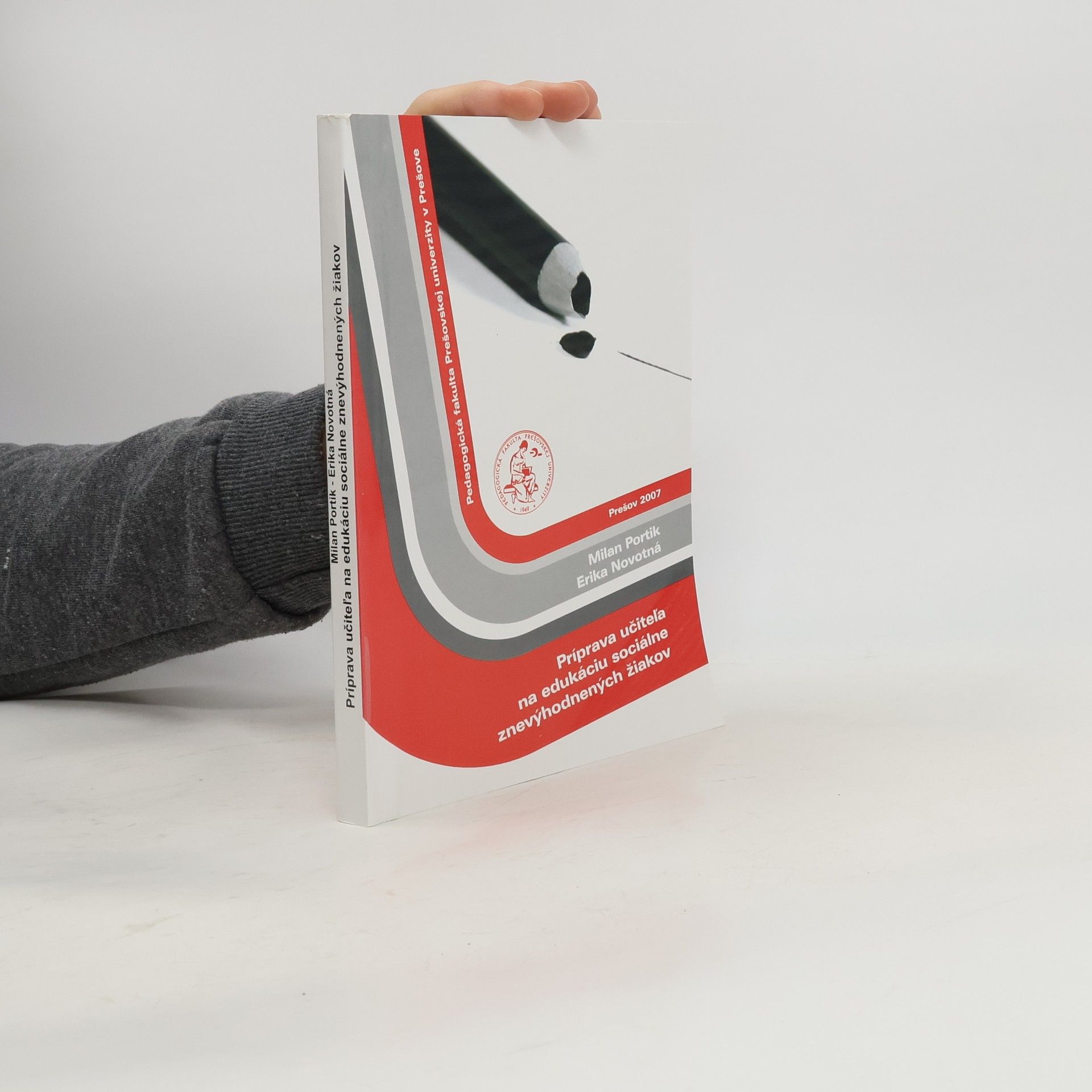 Príprava učiteľa na edukáciu sociálne znevýhodnených žiakov