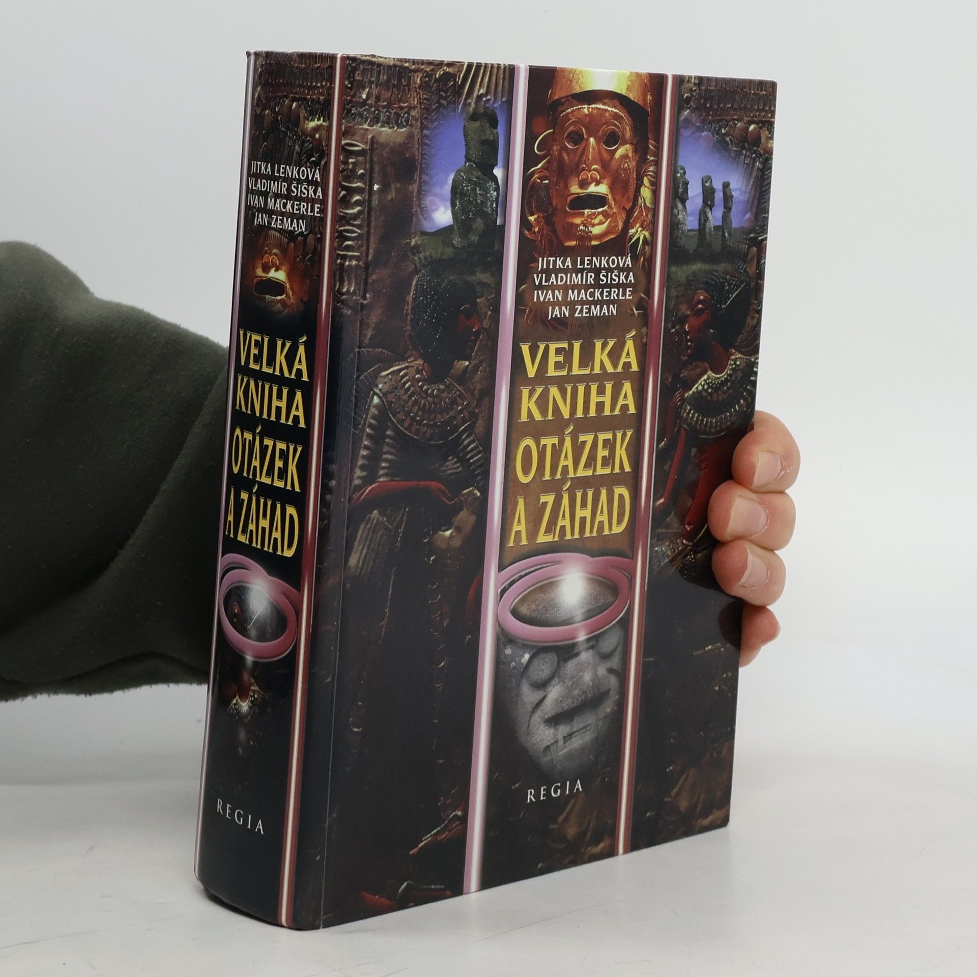 Velká kniha otázek a záhad