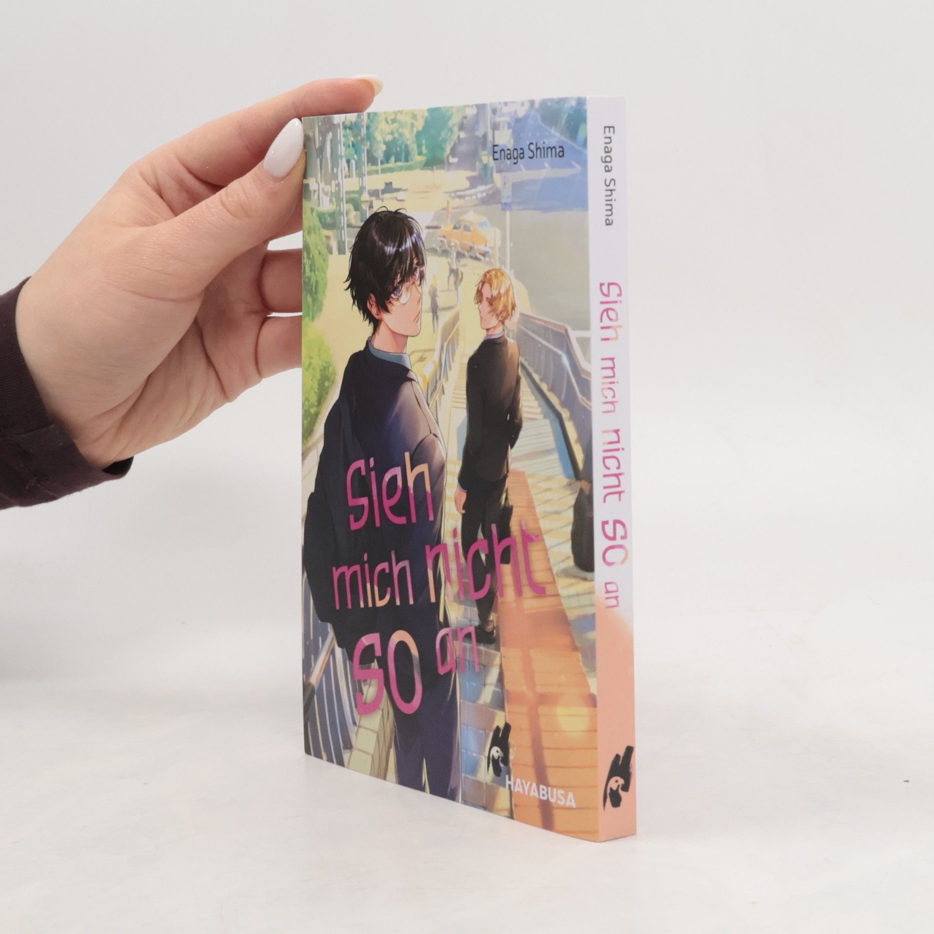 Enaga Shima Sieh mich nicht so an