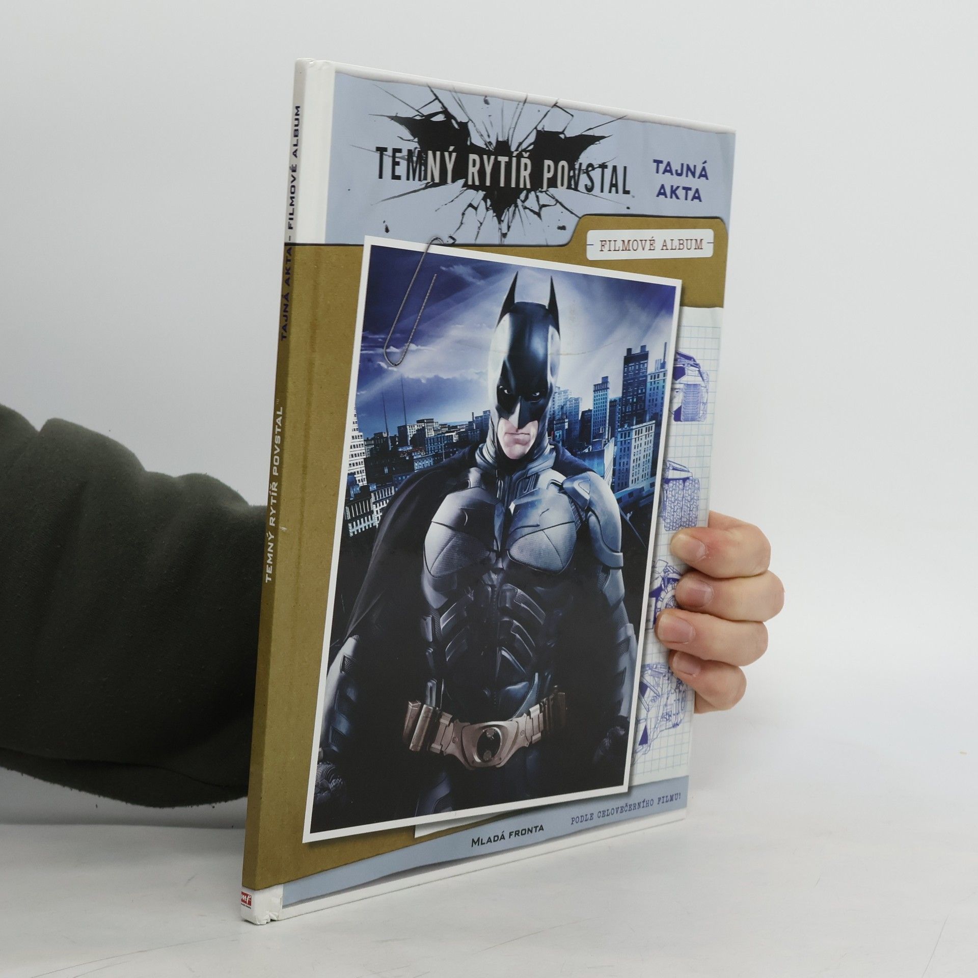 Brandon T. Snider Temný rytíř povstal. Tajná akta. Filmové album