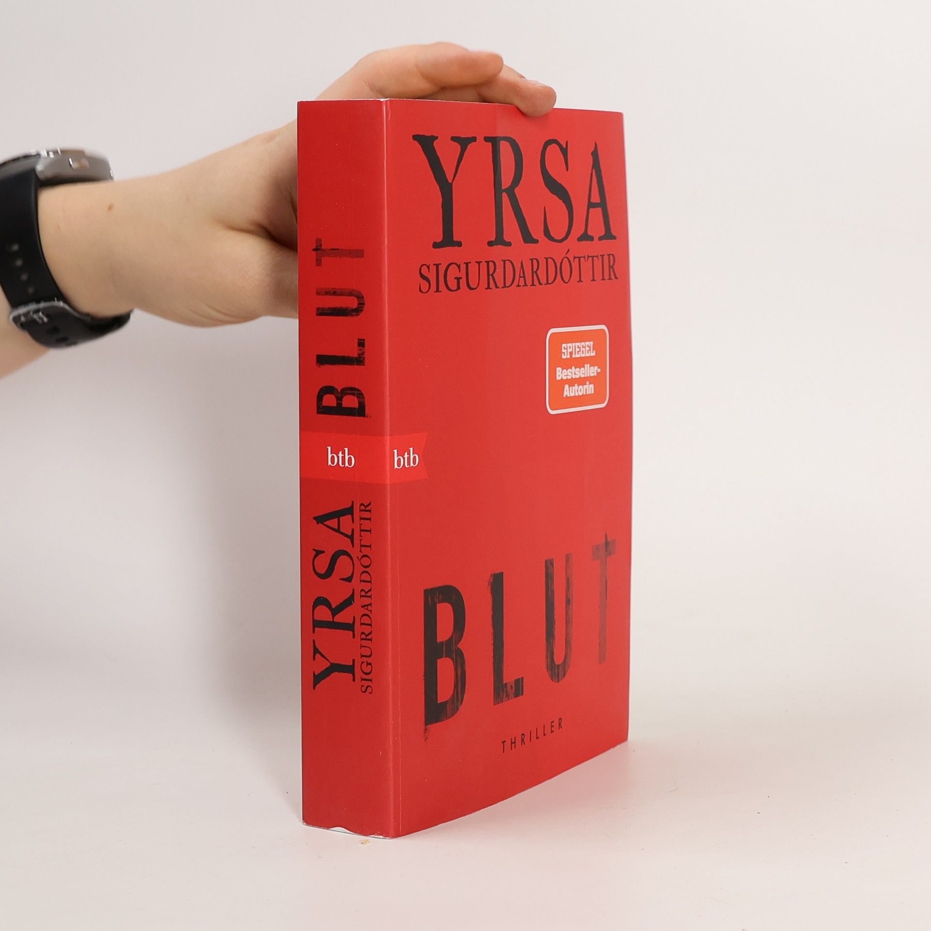 Yrsa Sigurðardóttir Blut