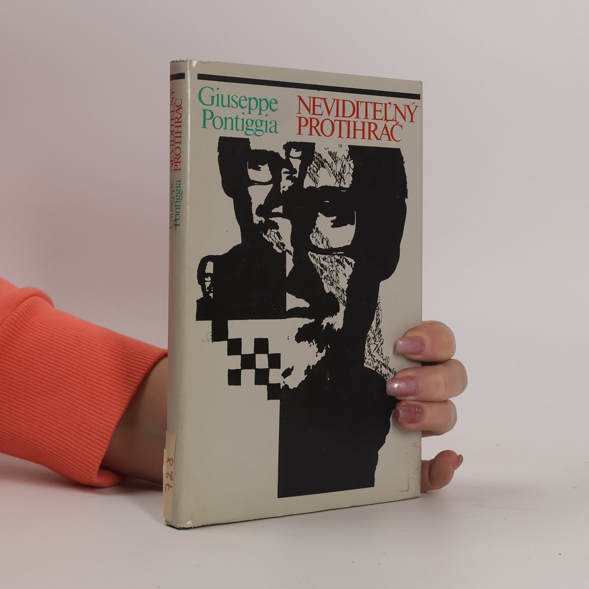 Giuseppe Pontiggia Neviditeľný protihráč