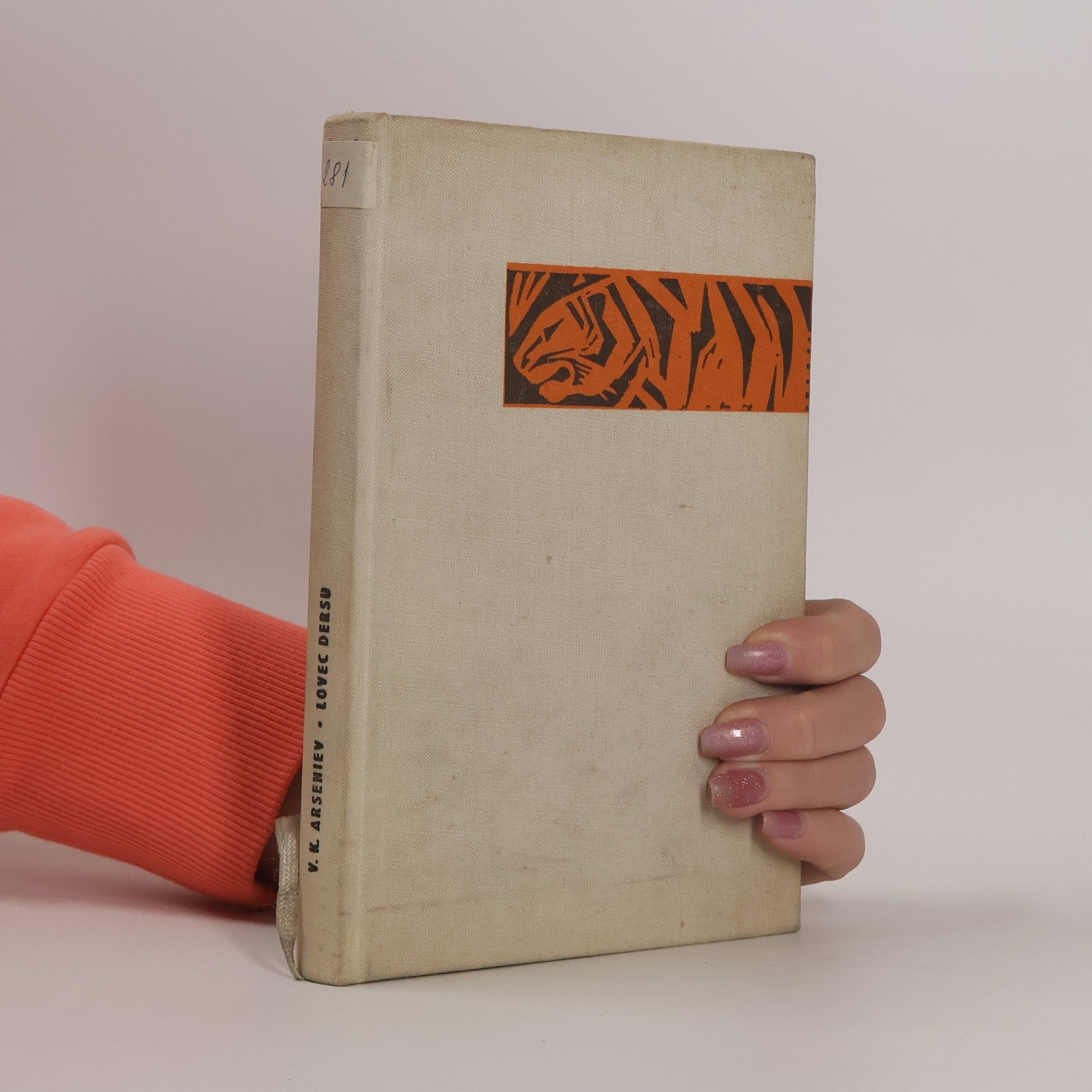 V. K. Arseniev Lovec Dersu