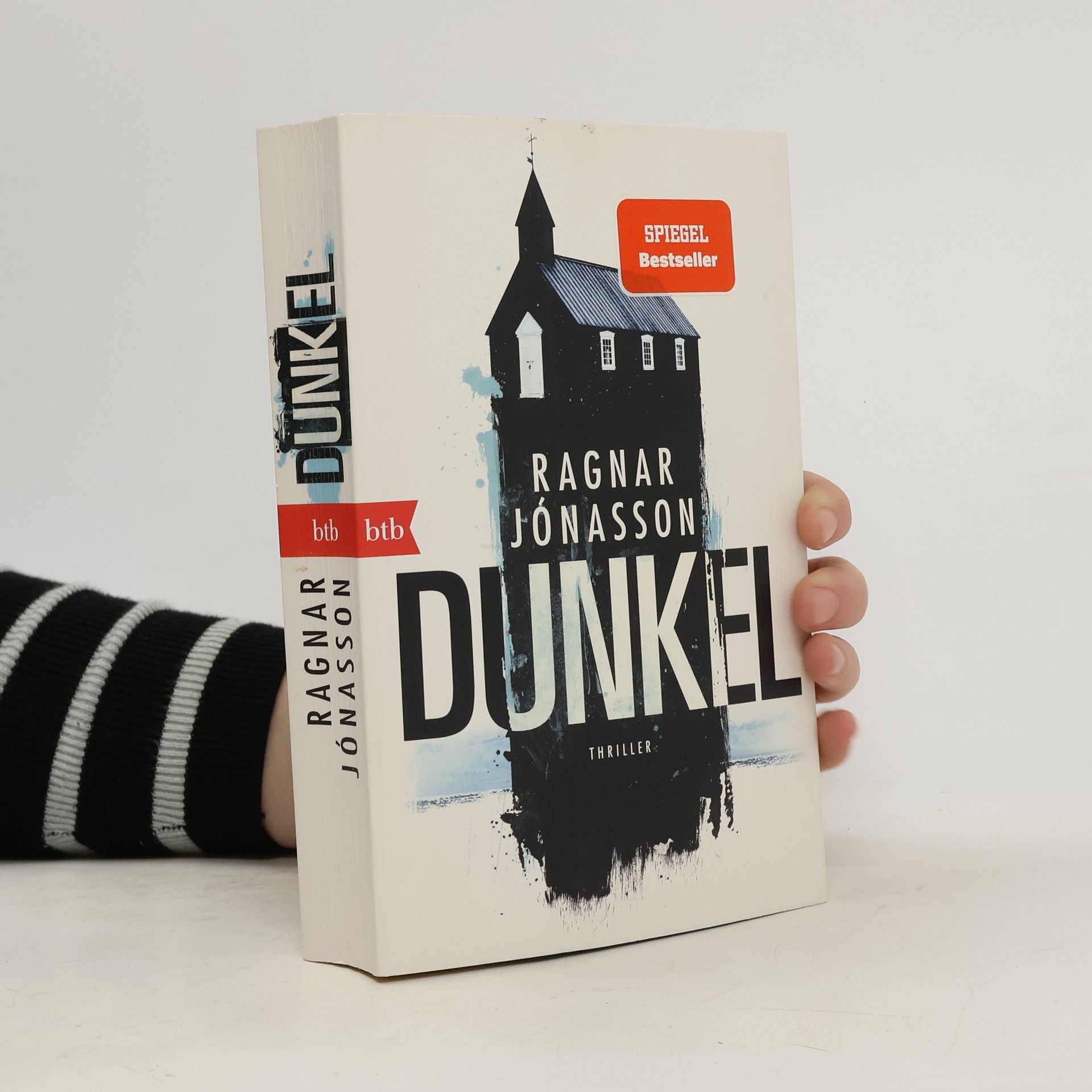 Ragnar Jónasson Dunkel