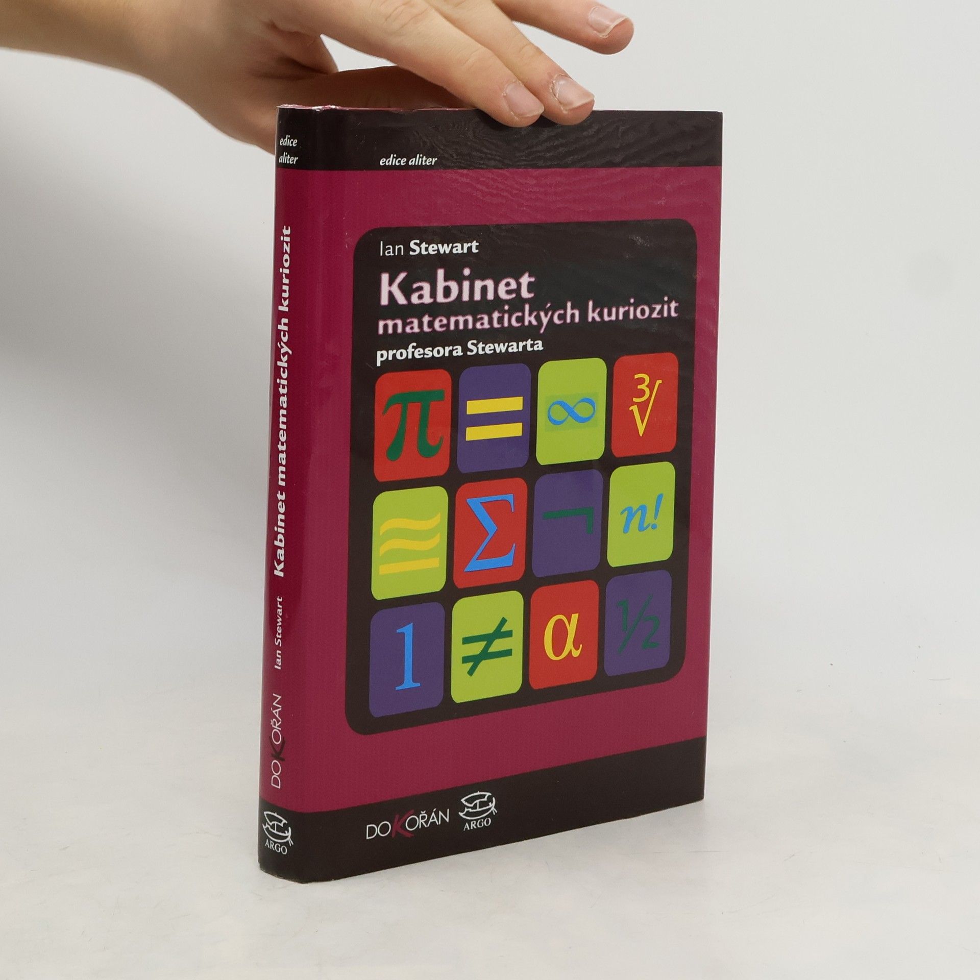 Ian Stewart Kabinet matematických kuriozit profesora Stewarta