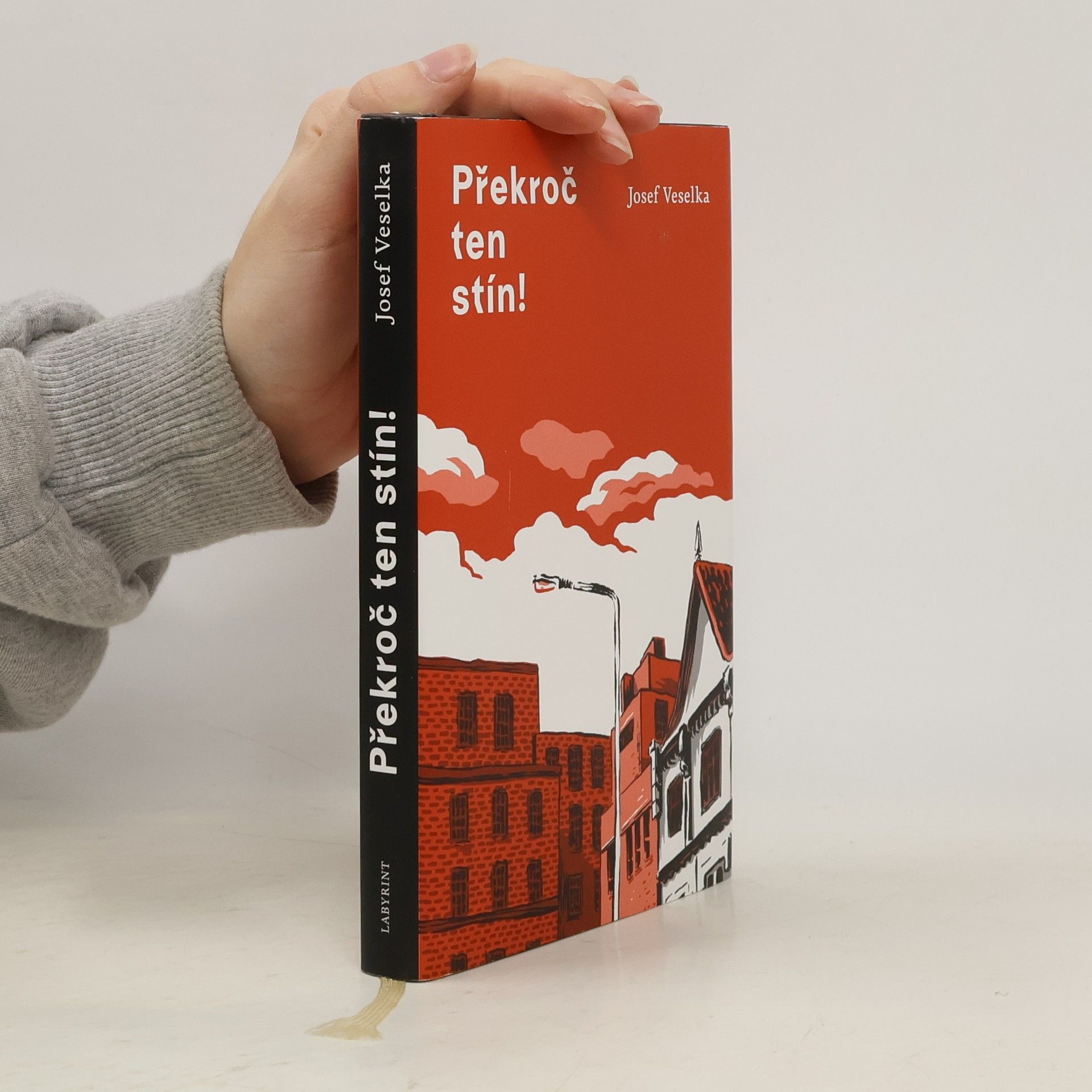 Překroč ten stín!