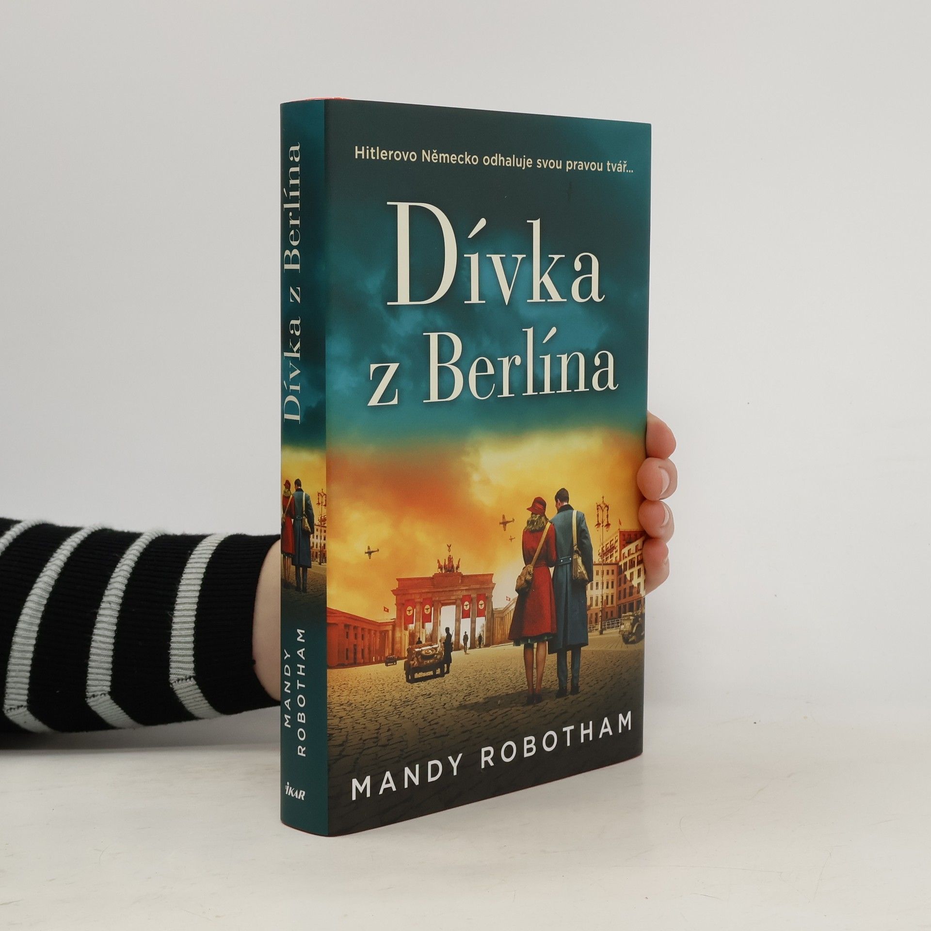 Mandy Robotham Dívka z Berlína
