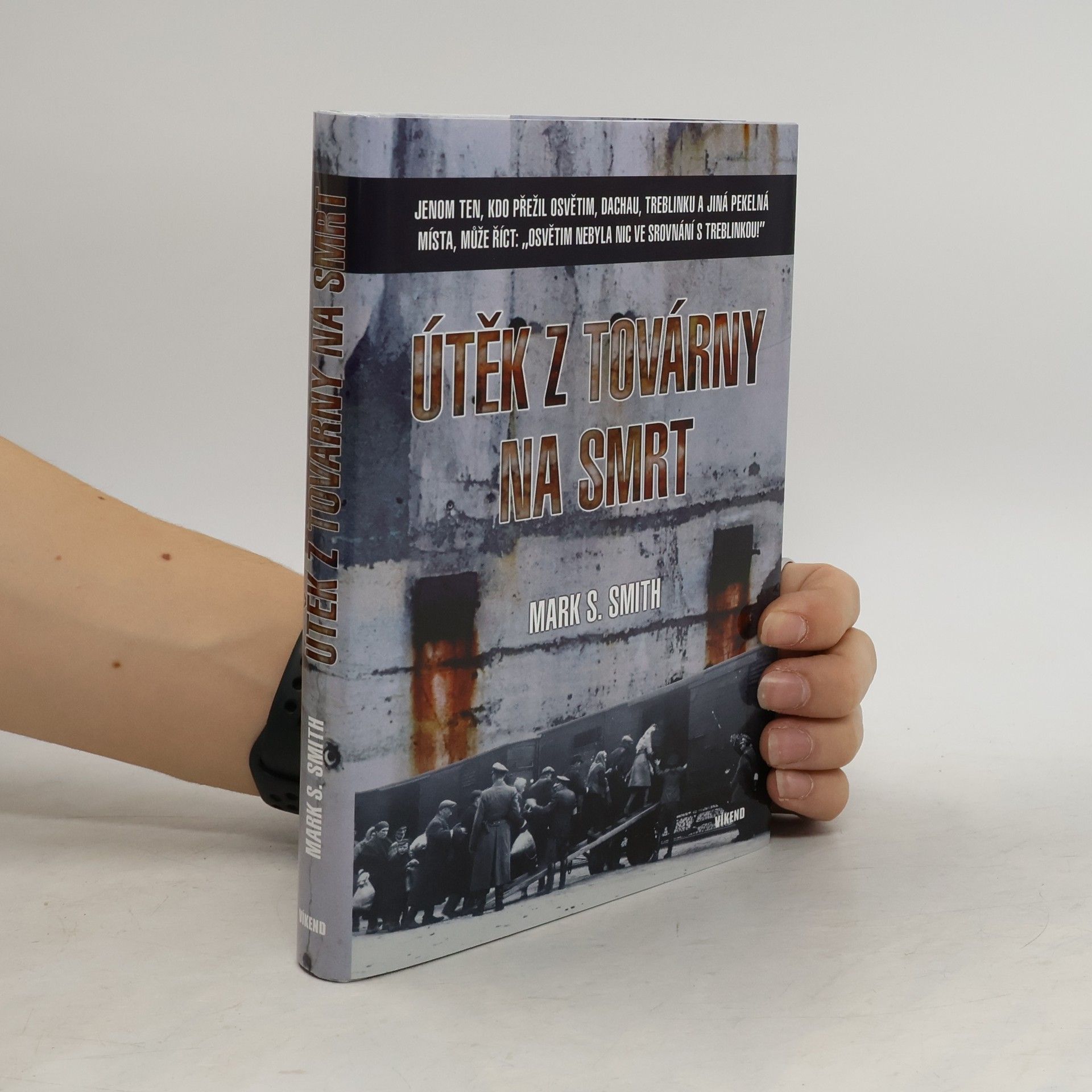 Útěk z továrny na smrt