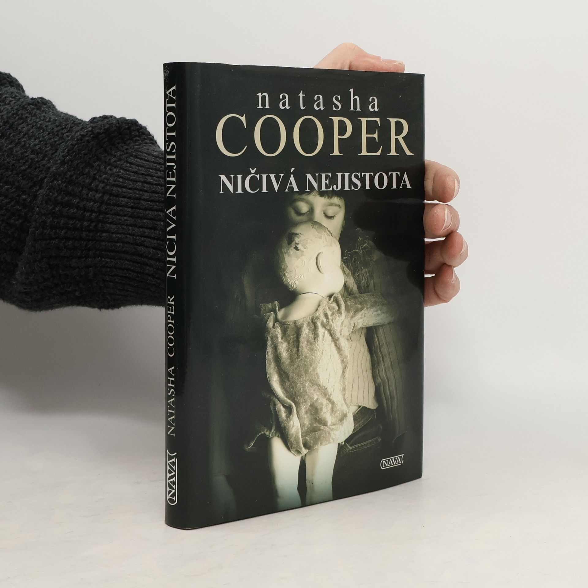 Natasha Cooper Ničivá nejistota
