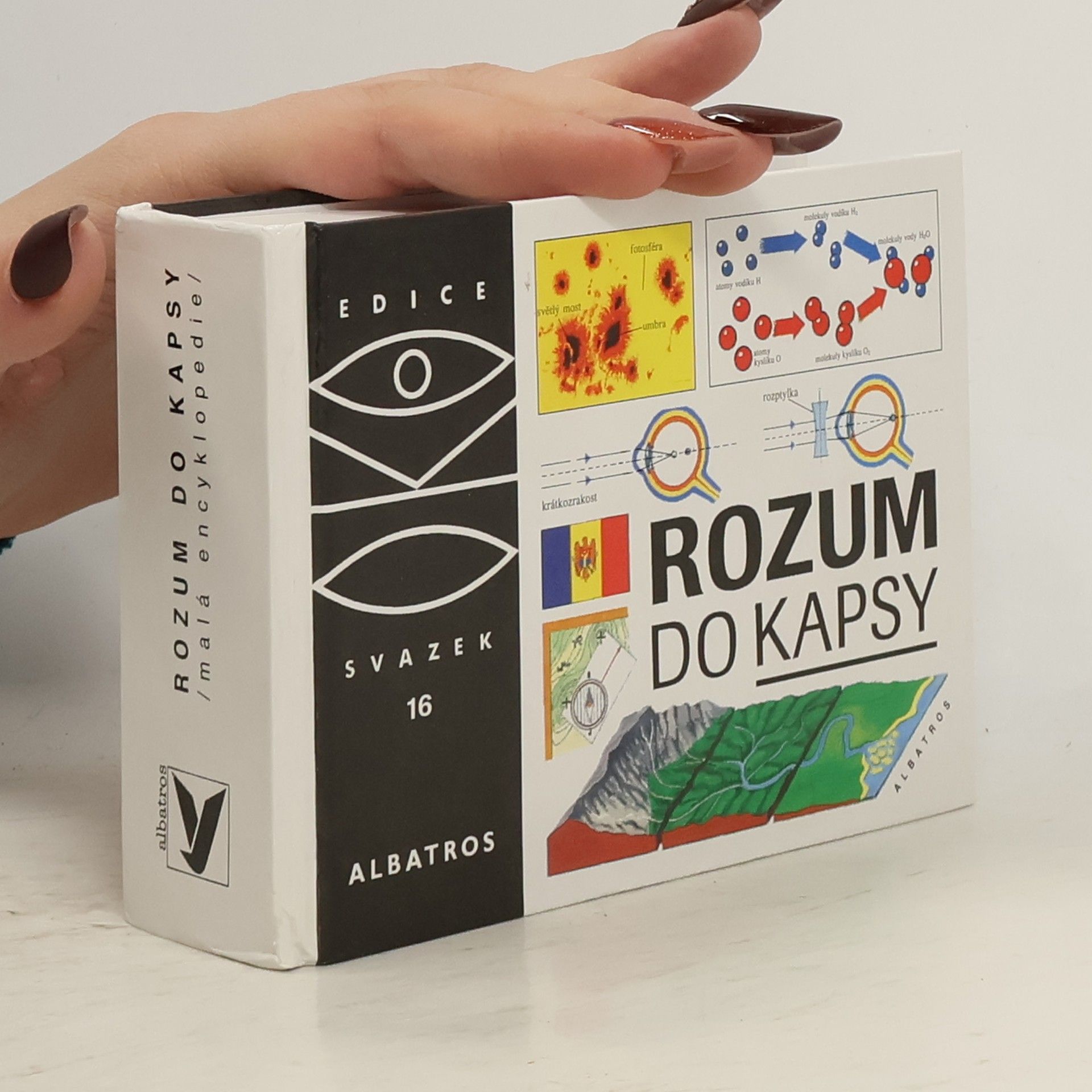 Collectif d'auteurs Rozum do kapsy