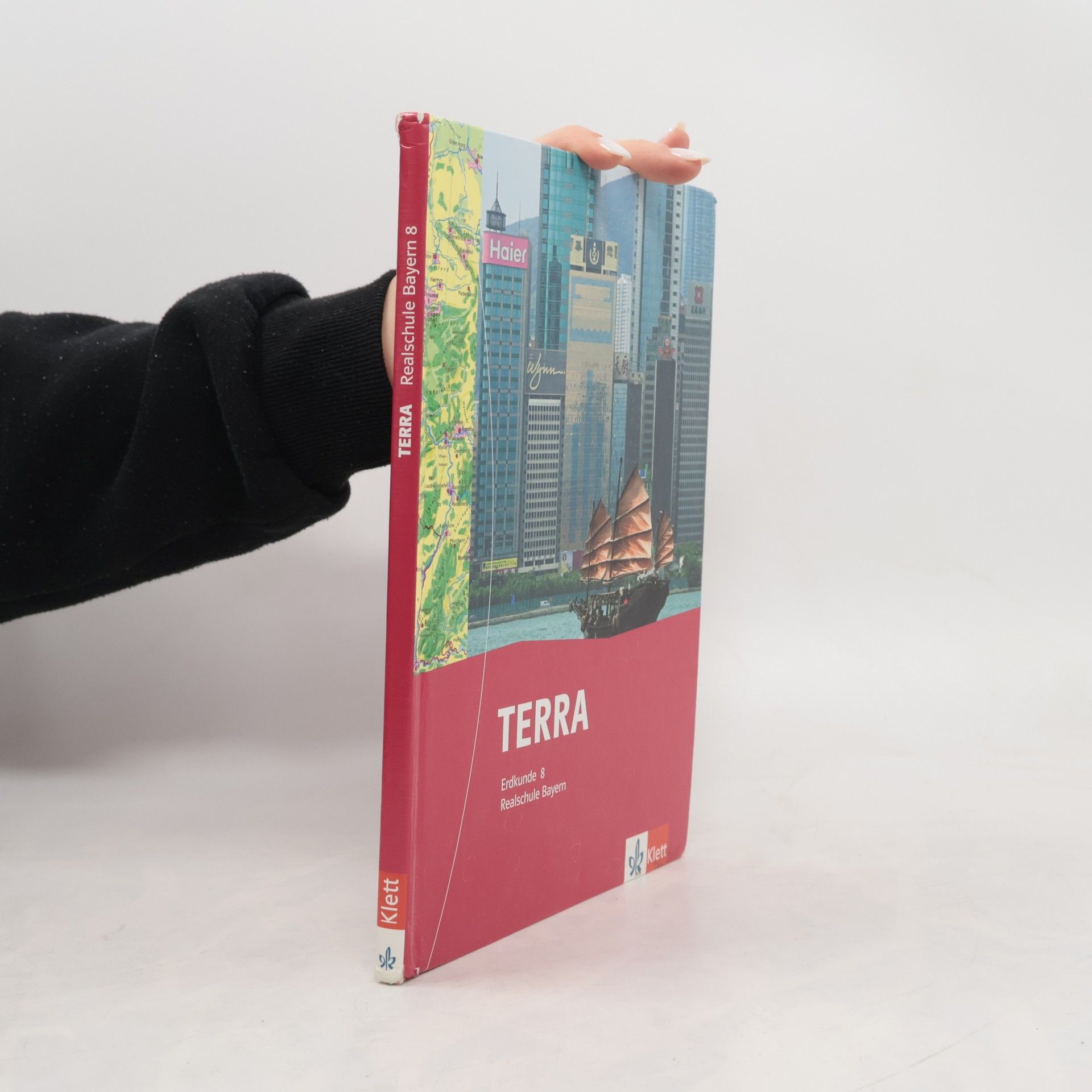 Michael Bendel Terra Erdkunde für Realschule in Bayern. Schülerbuch 8. Schuljahr