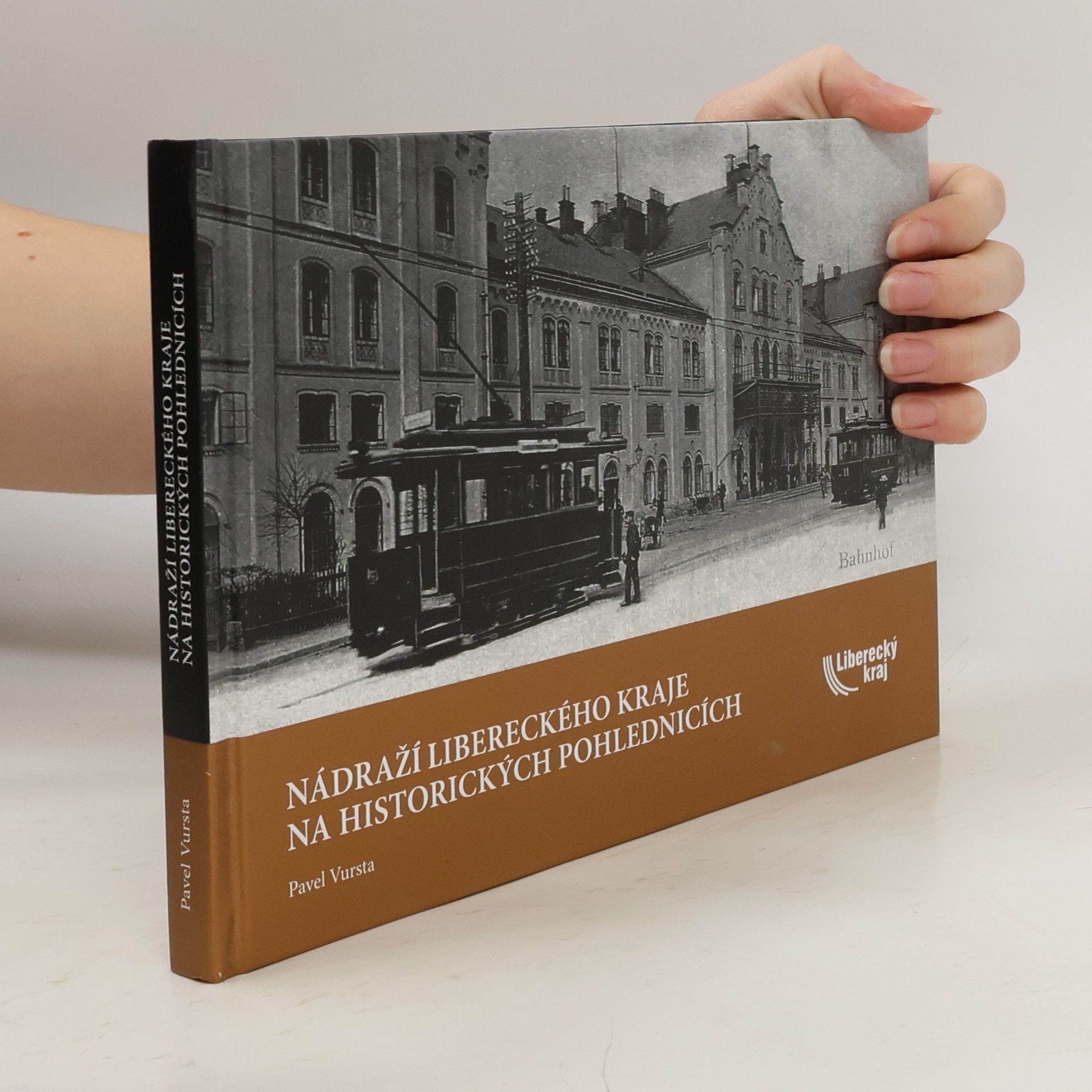 Nádraží Libereckého kraje na historických pohlednicích