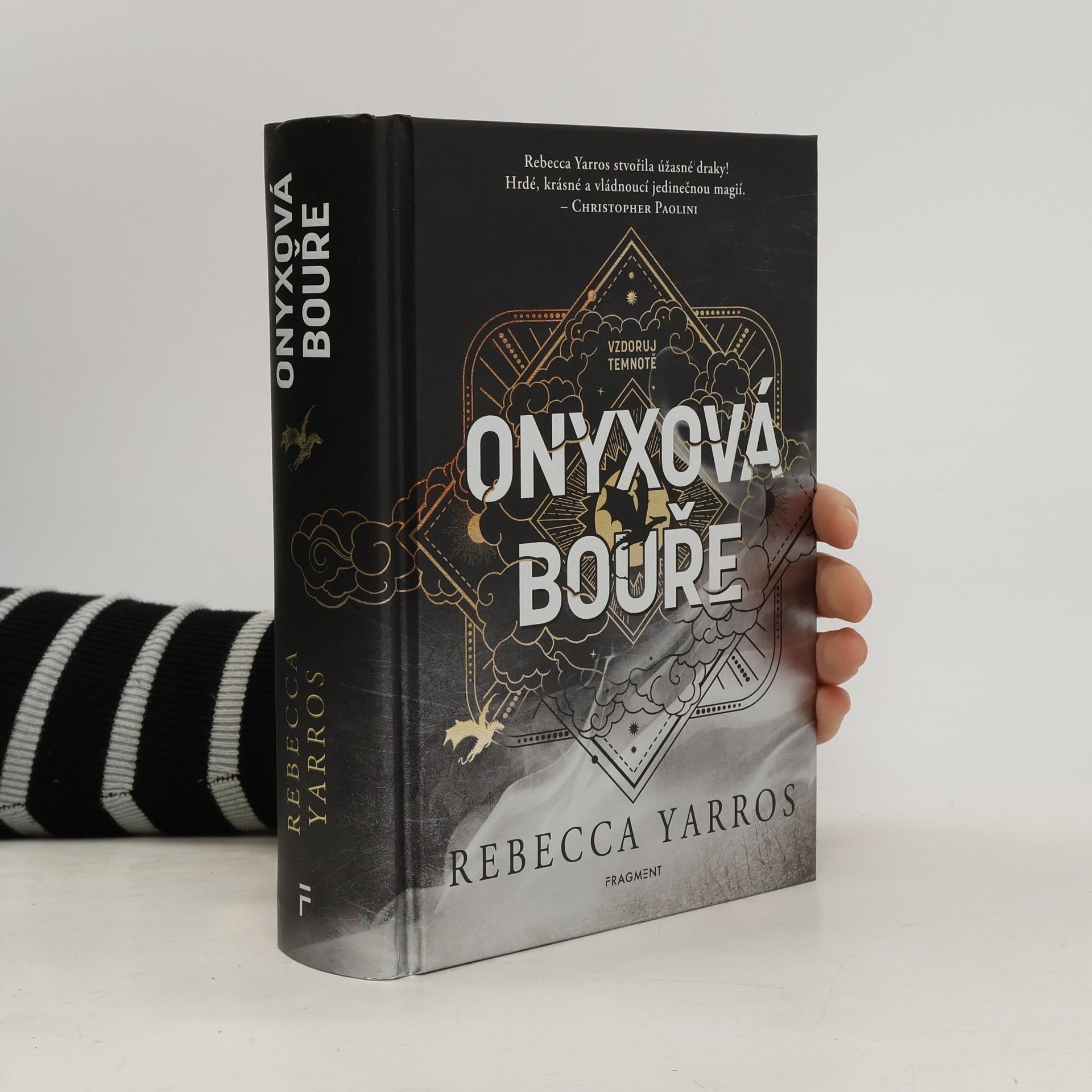 Rebecca Yarros Onyxová bouře