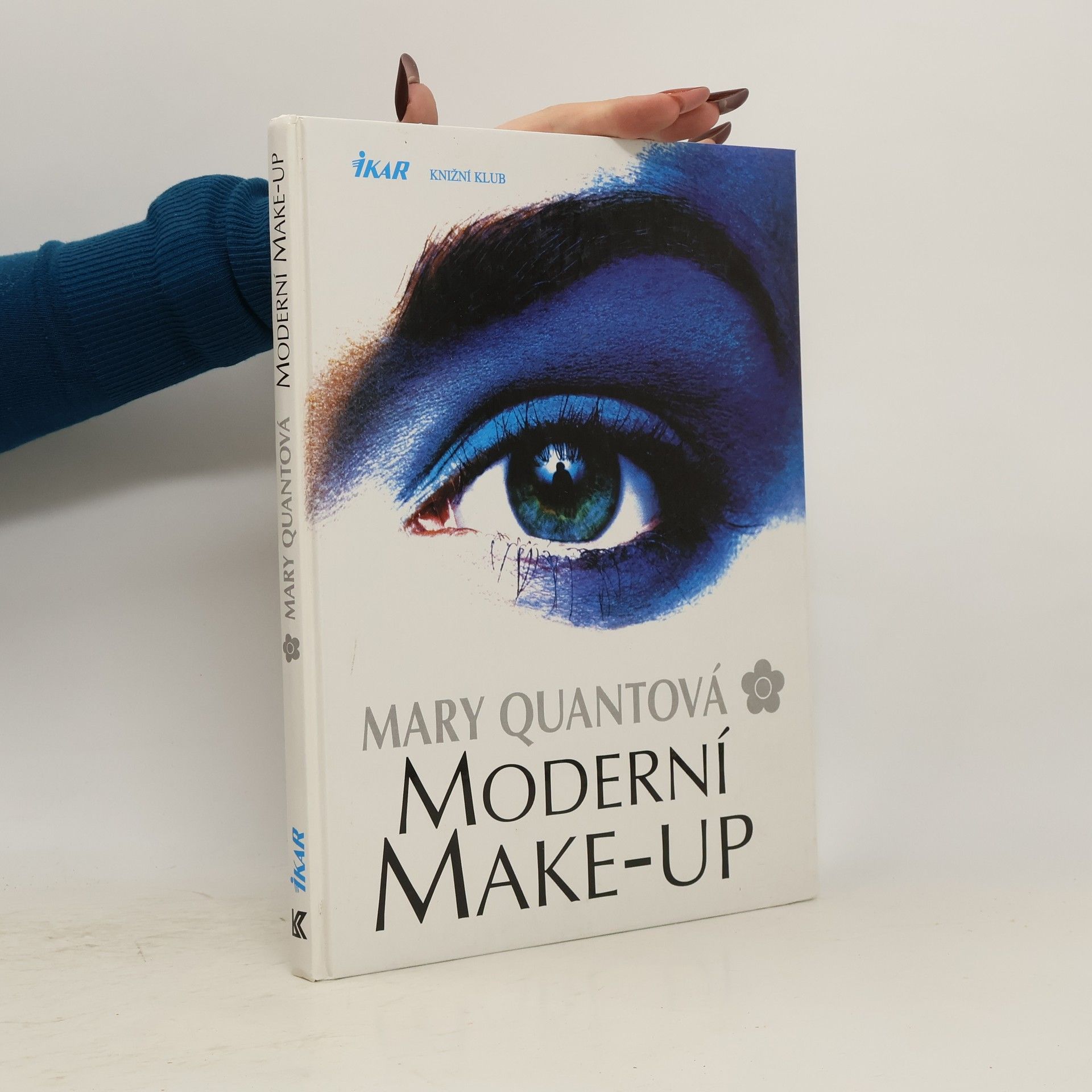 Quantová Moderní make-up