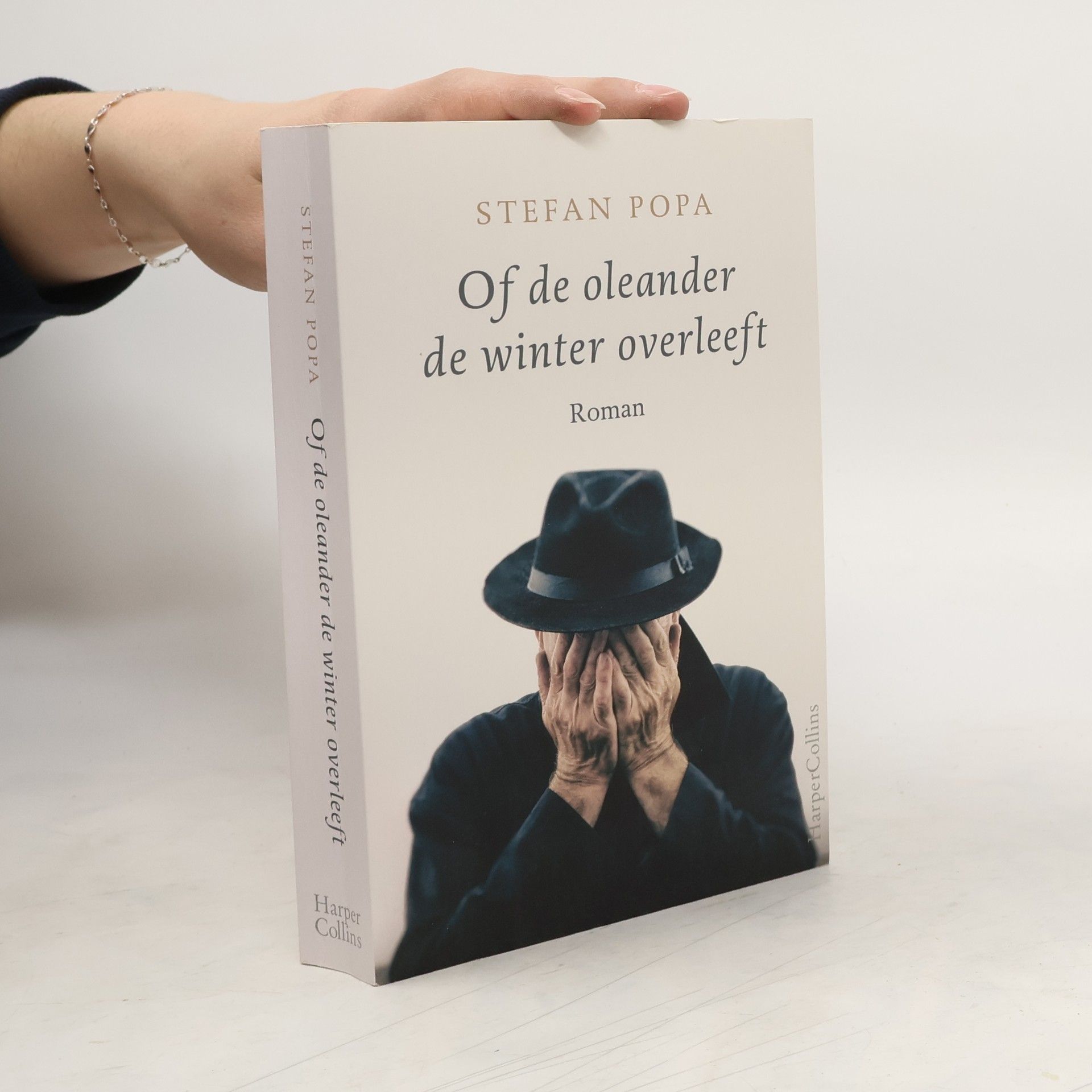 Stefan Popa Of de oleander de winter overleeft