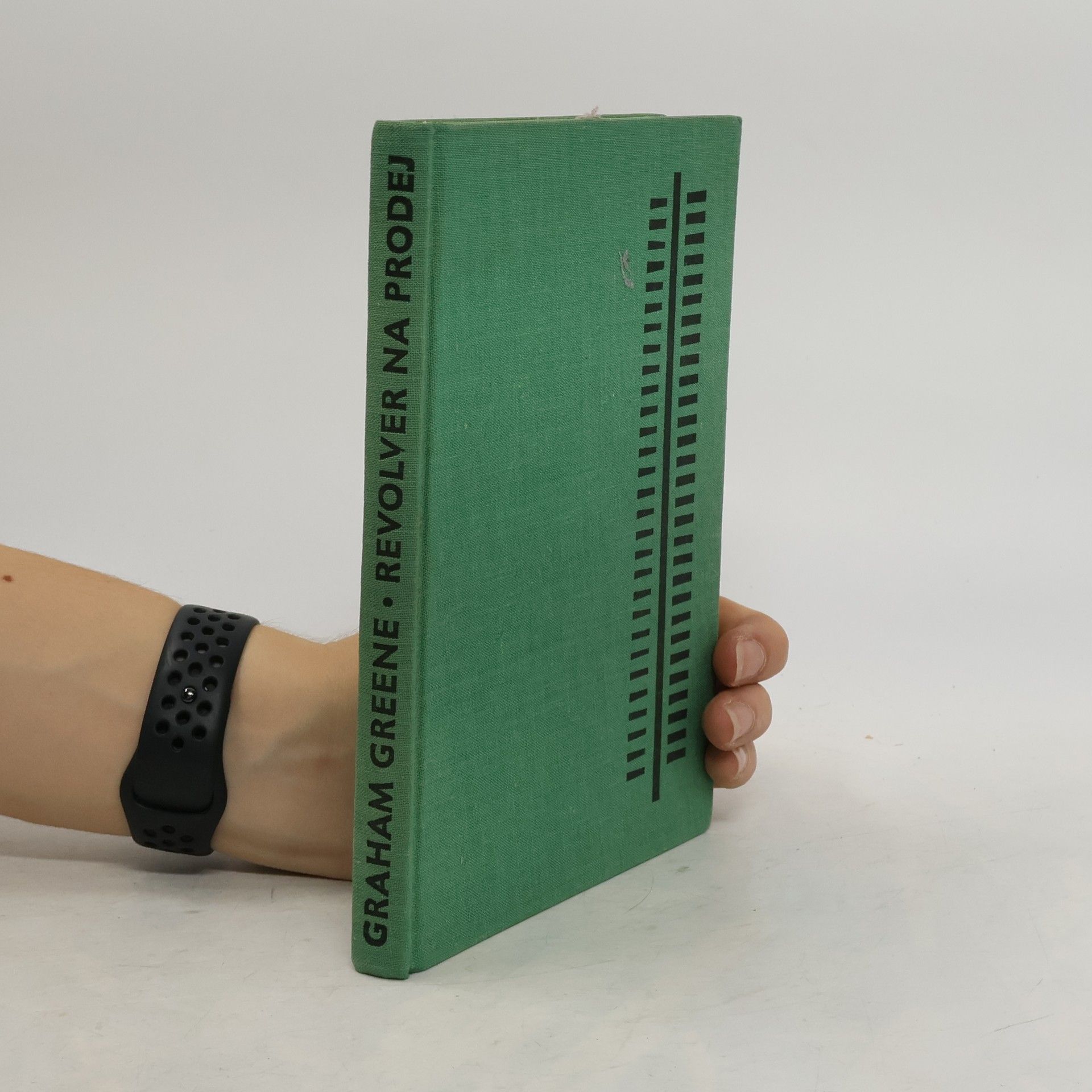 Graham Greene Revolver na prodej