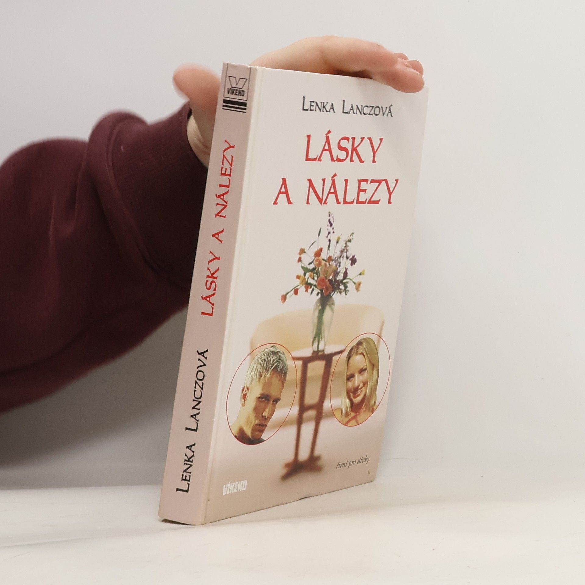 Lenka Lanczová Lásky a nálezy