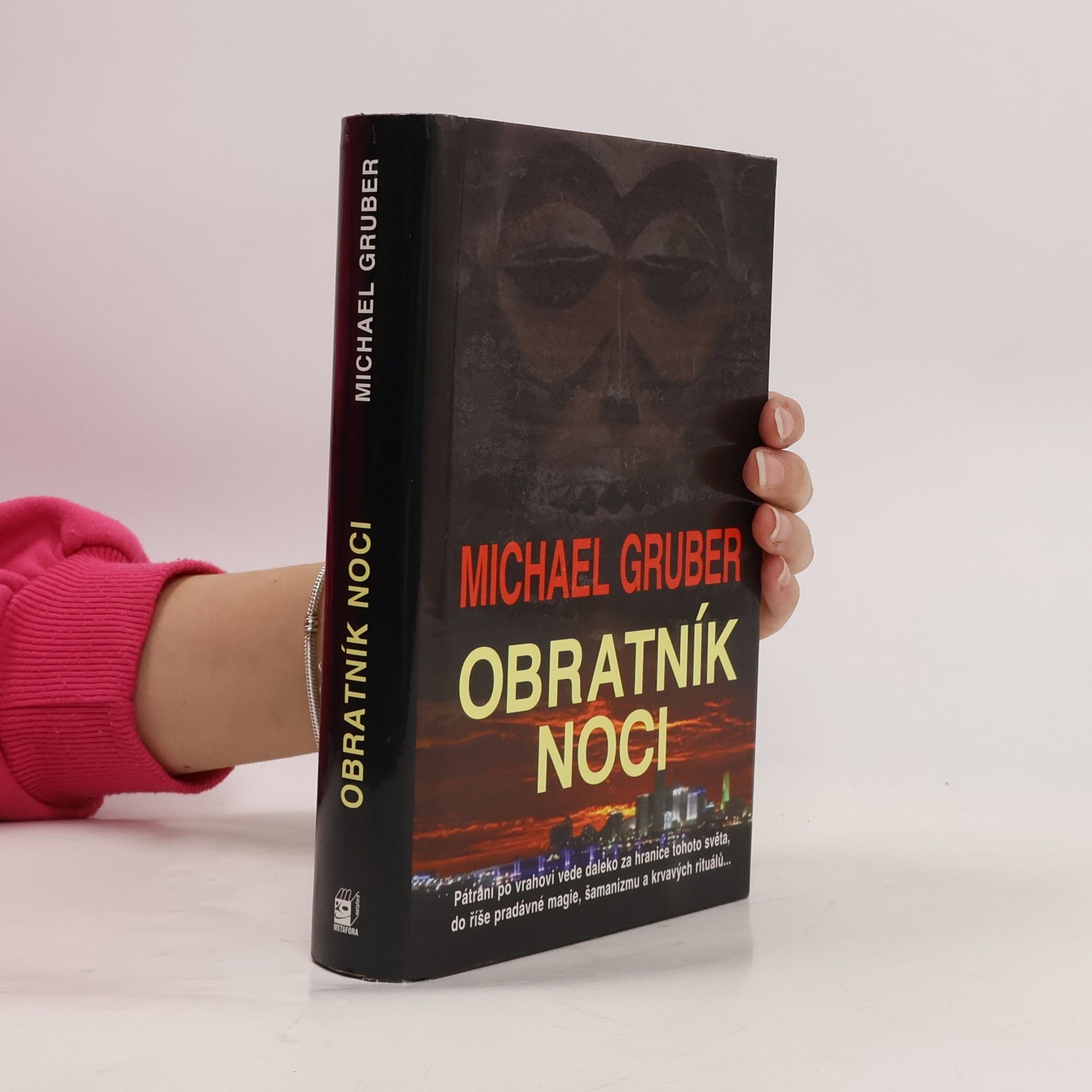 Michael Gruber Obratník noci