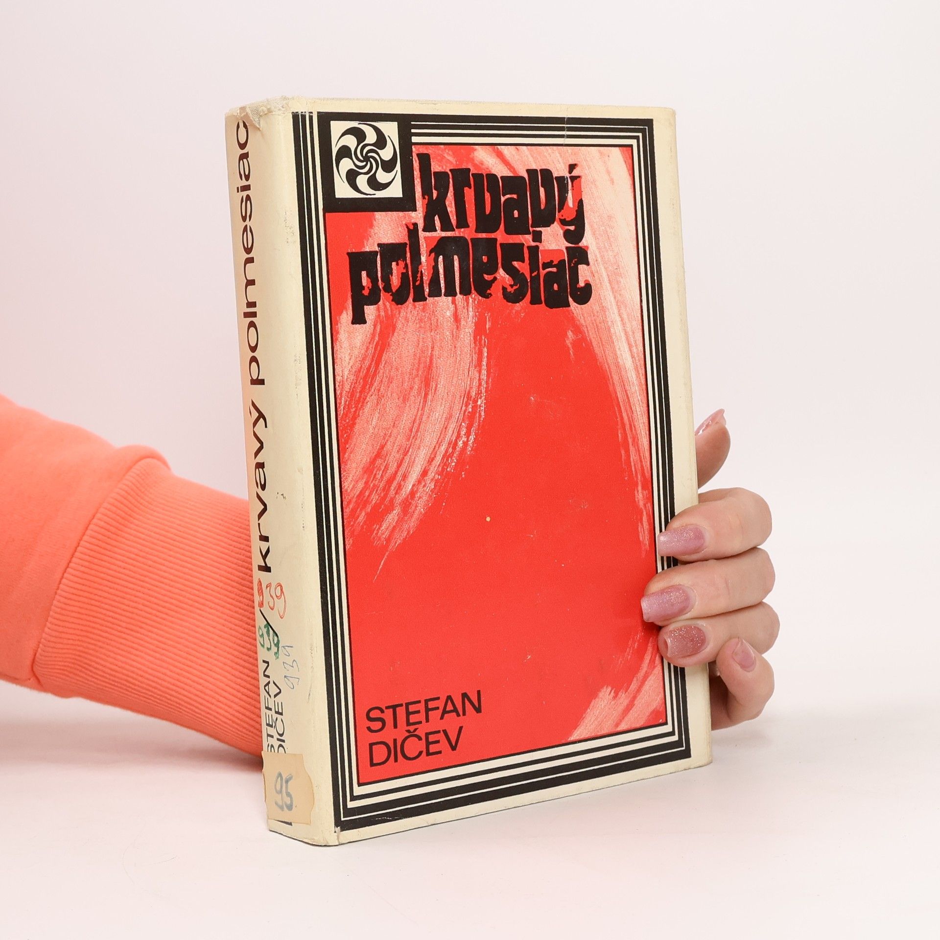 Stefan Nikolov Dičev Krvavý polmesiac