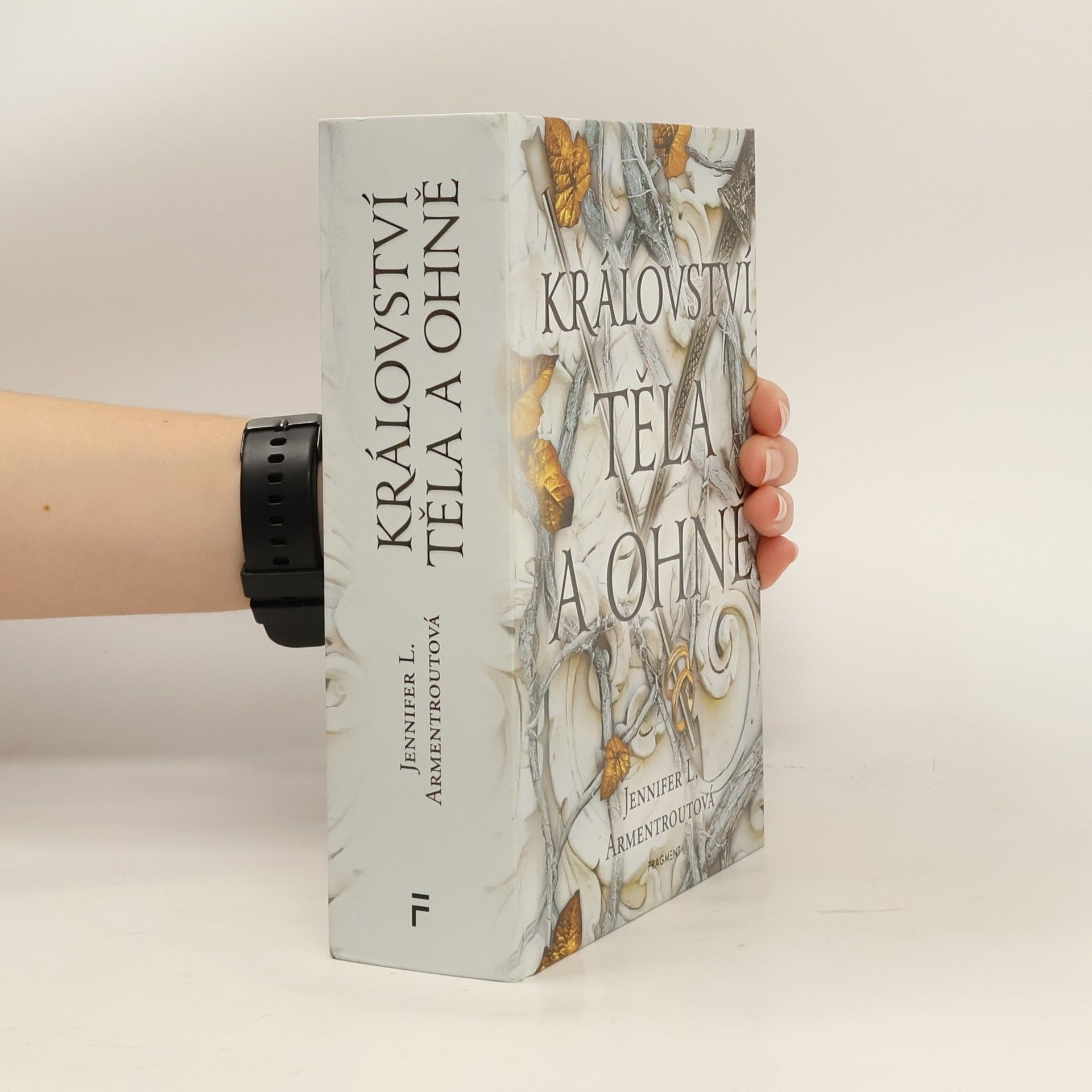 Jennifer L. Armentrout Království těla a ohně