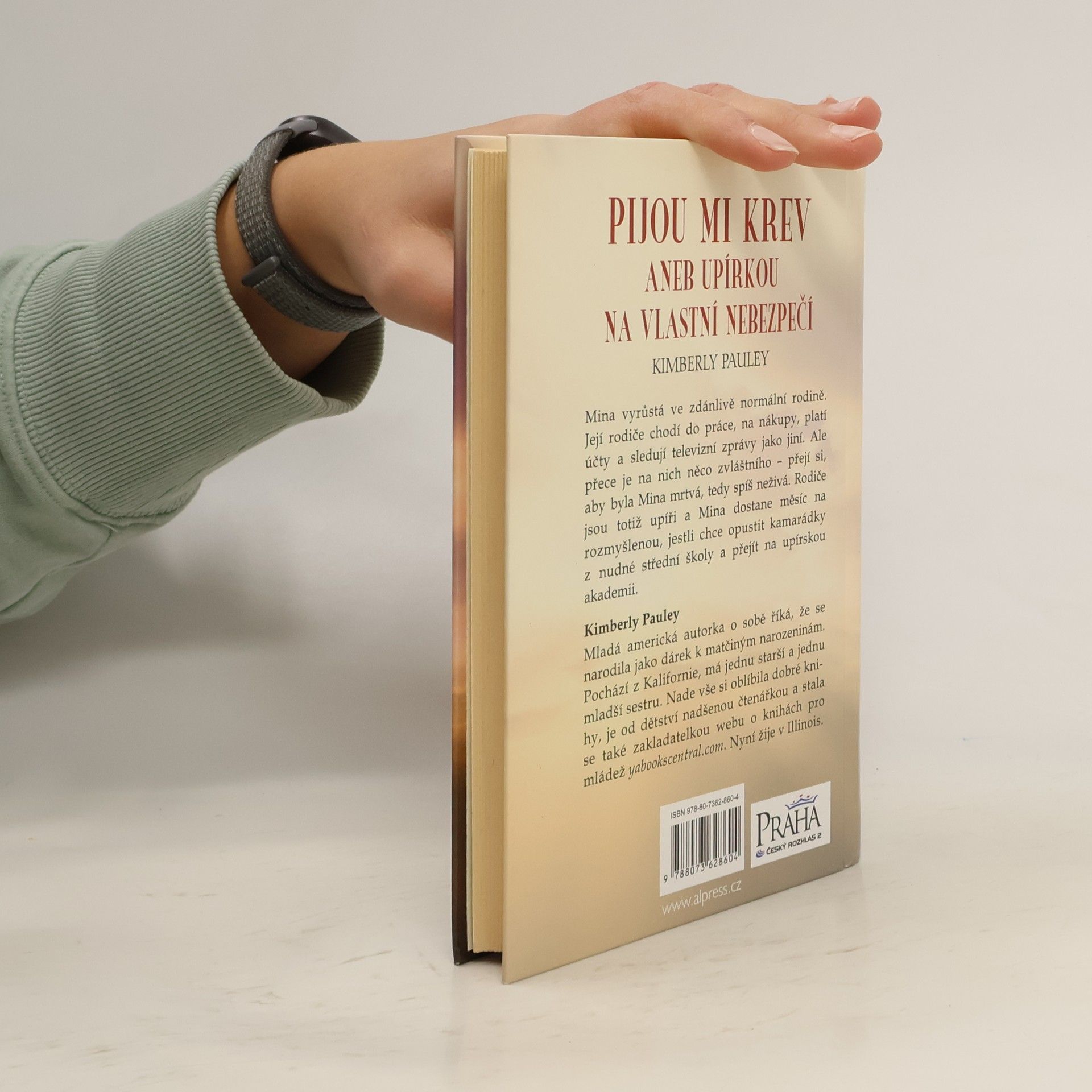 Kimberly Pauley Pijou mi krev, aneb, Upírkou na vlastní nebezpečí