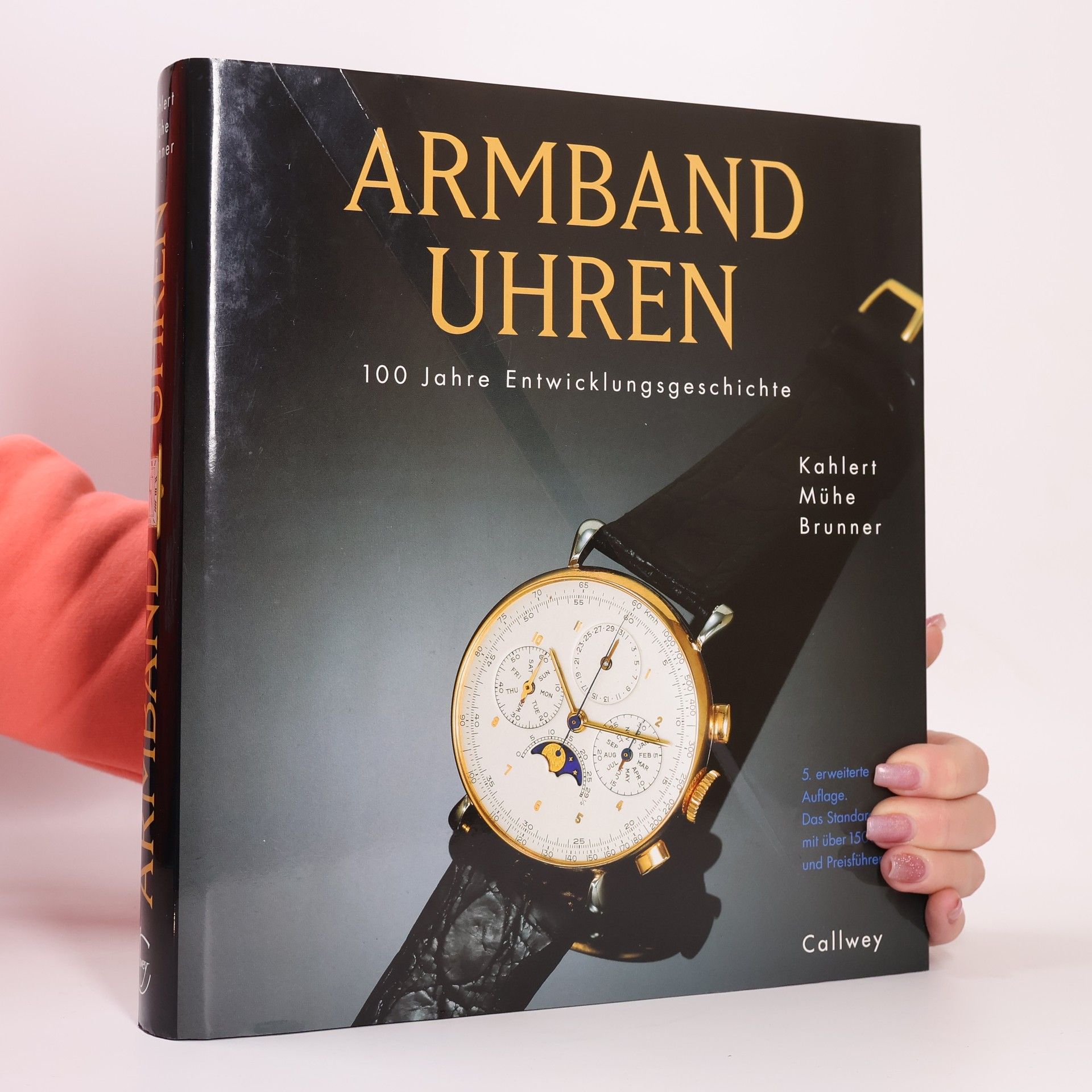 Kolektív autorov Armband Uhren. 100 Jahre Entwicklungsgeschichte