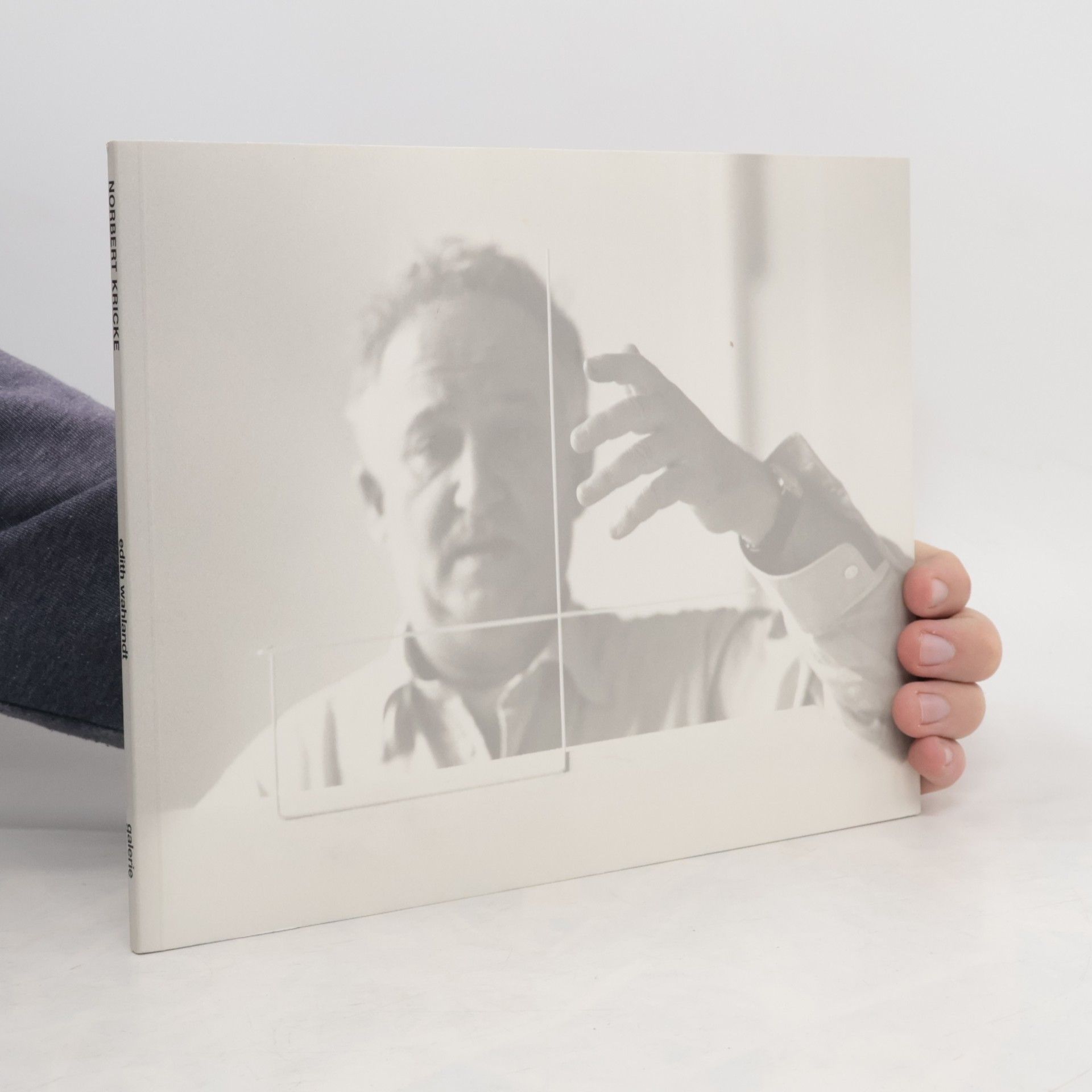 Raumplastiken und Zeichnungen