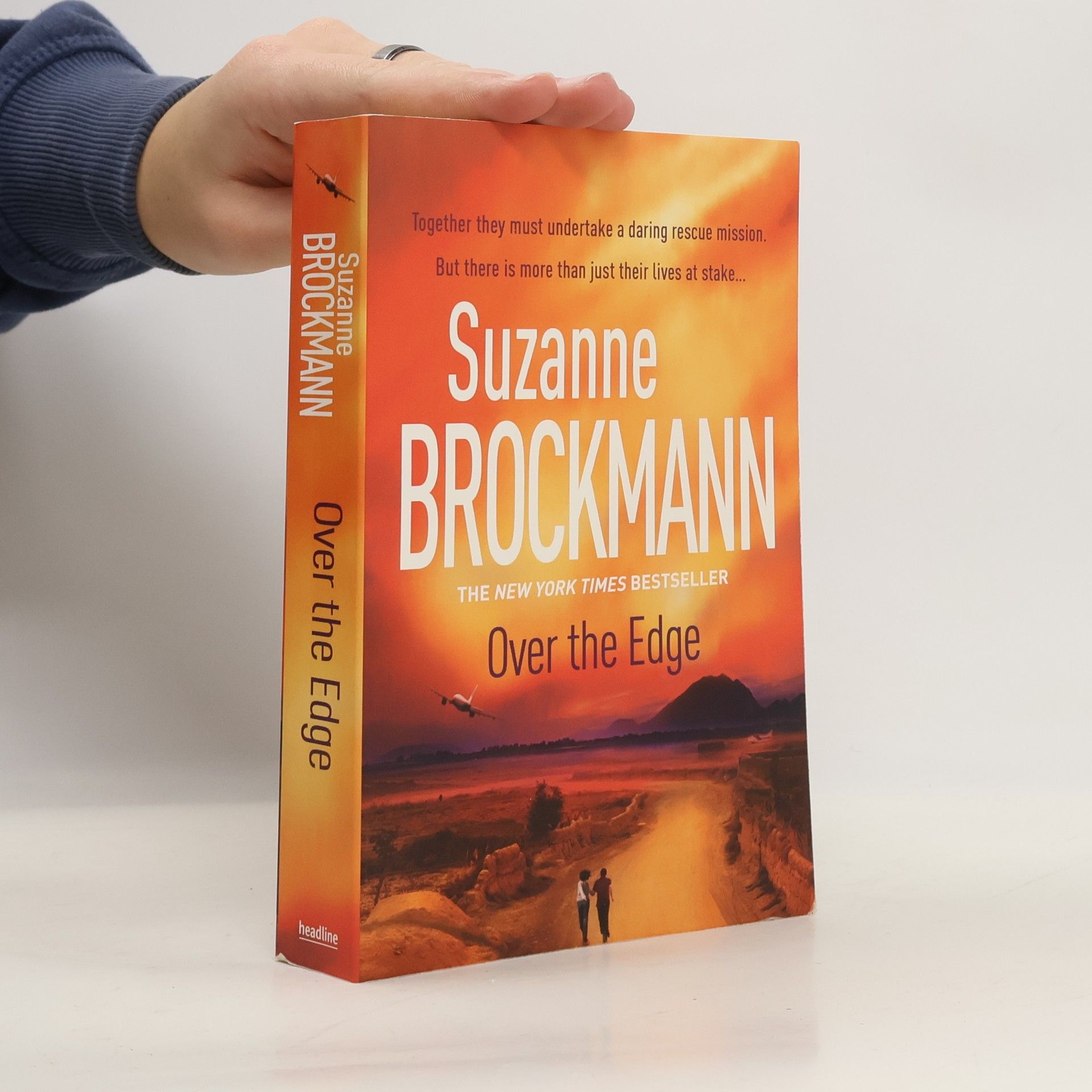 Suzanne Brockmann Over the Edge: Troubleshooters 3