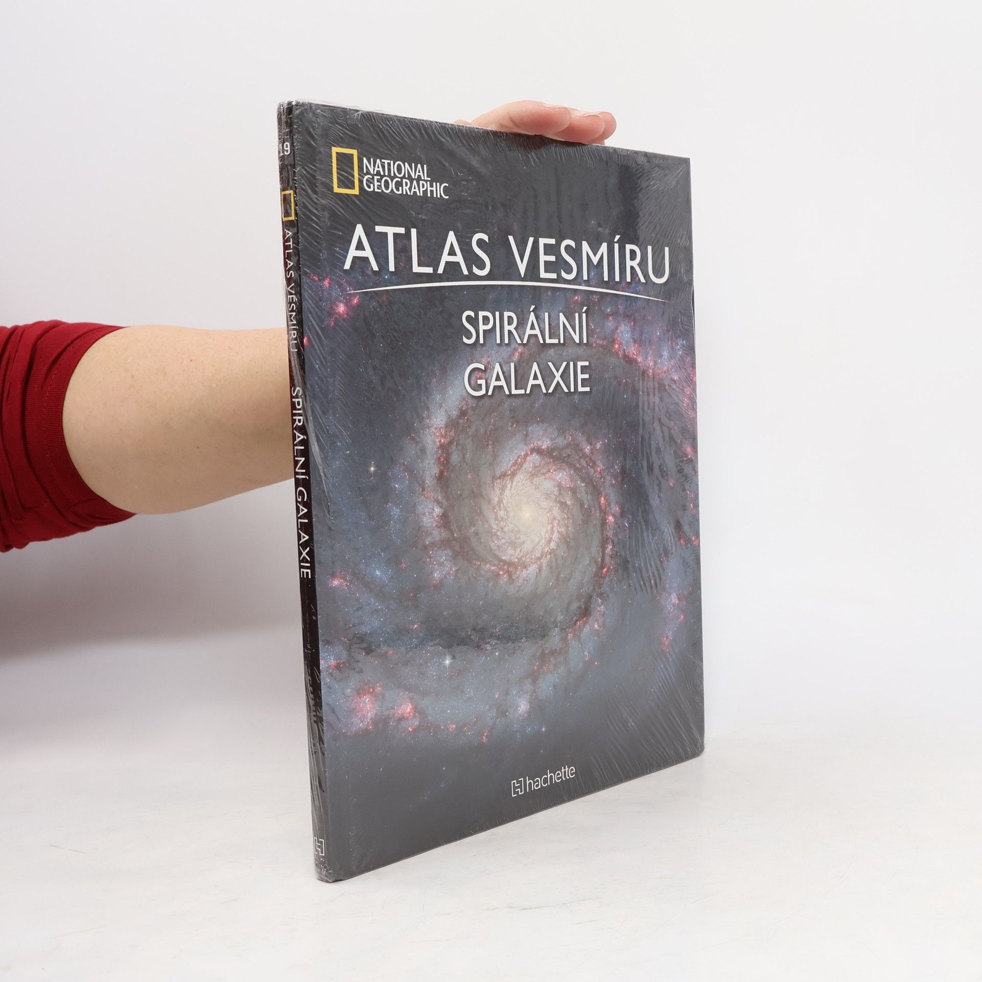 Kolektiv autorů Atlas Vesmíru 19