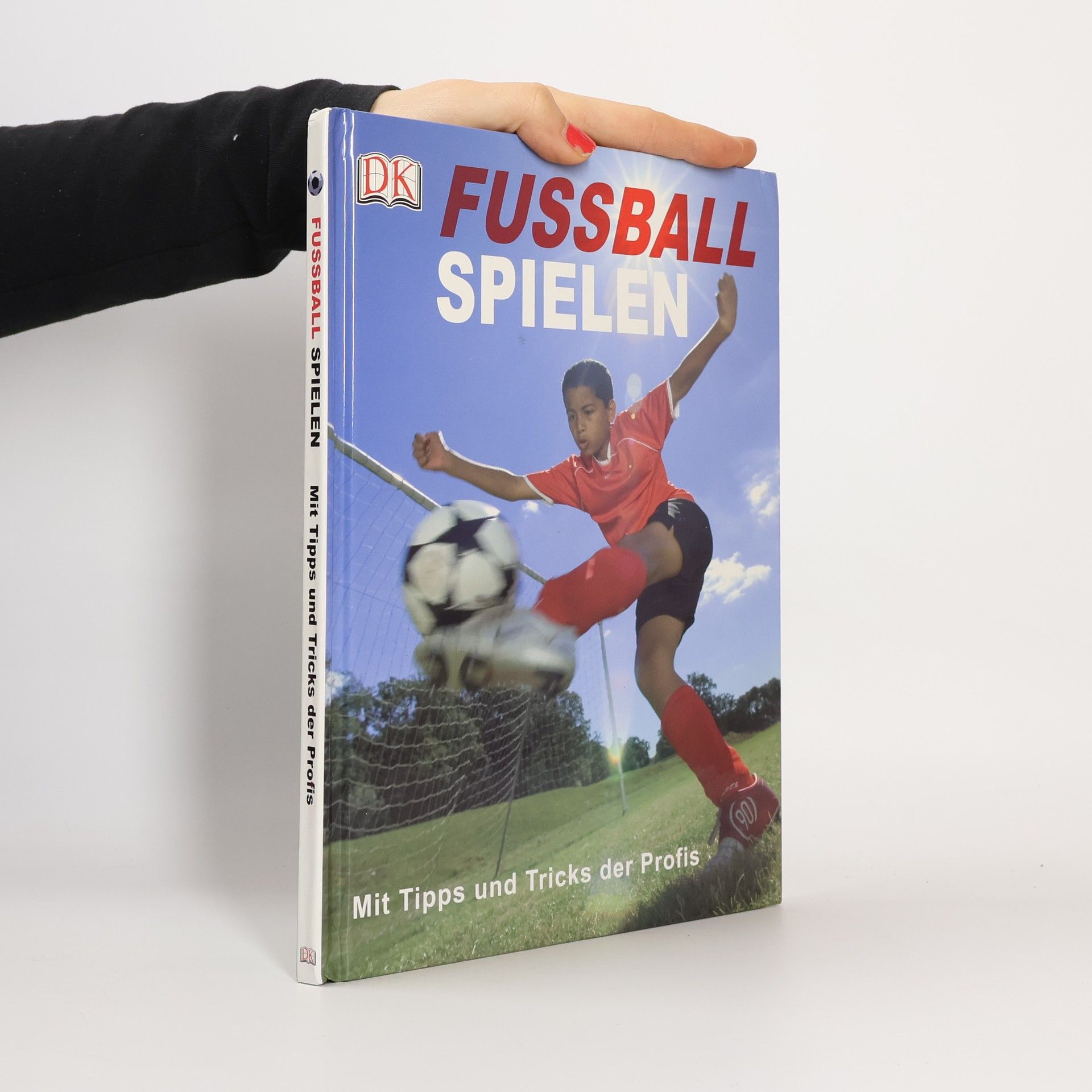 Catherine Saunders Fussball spielen