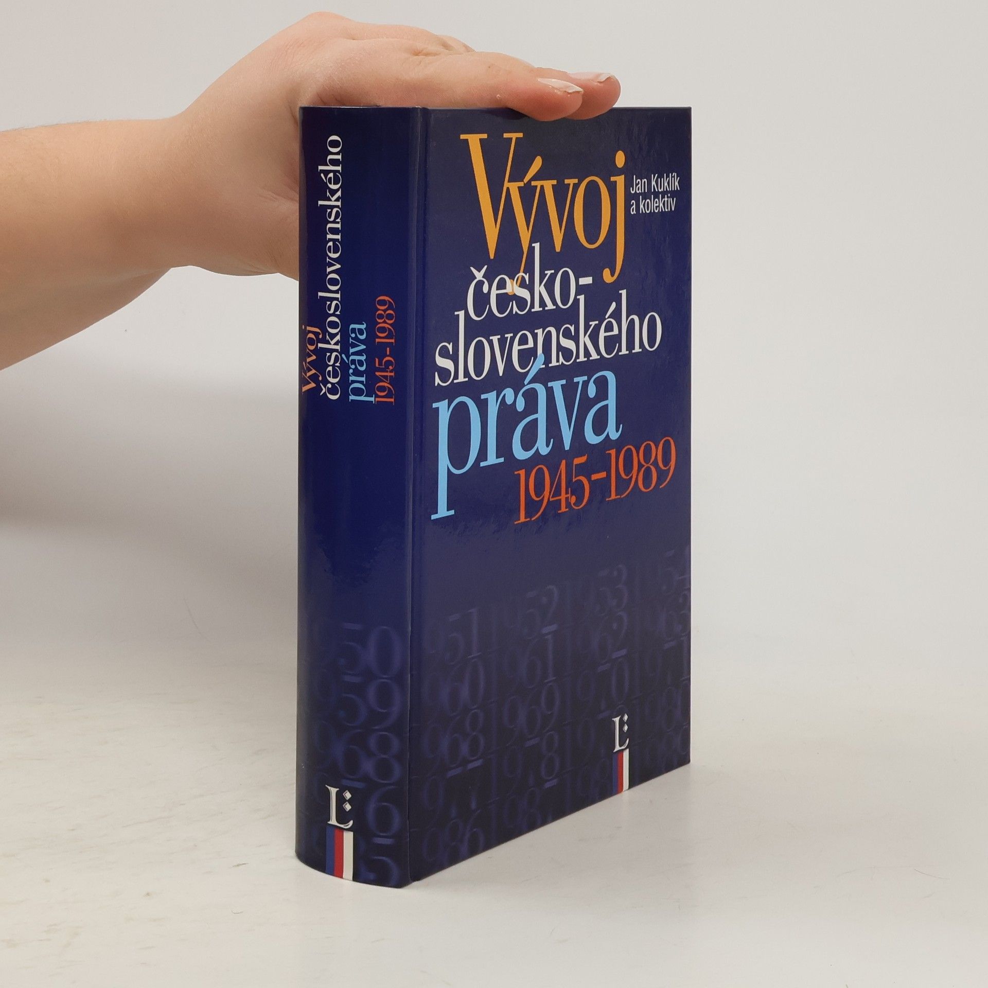 Jan Kuklík Vývoj československého práva 1945-1989