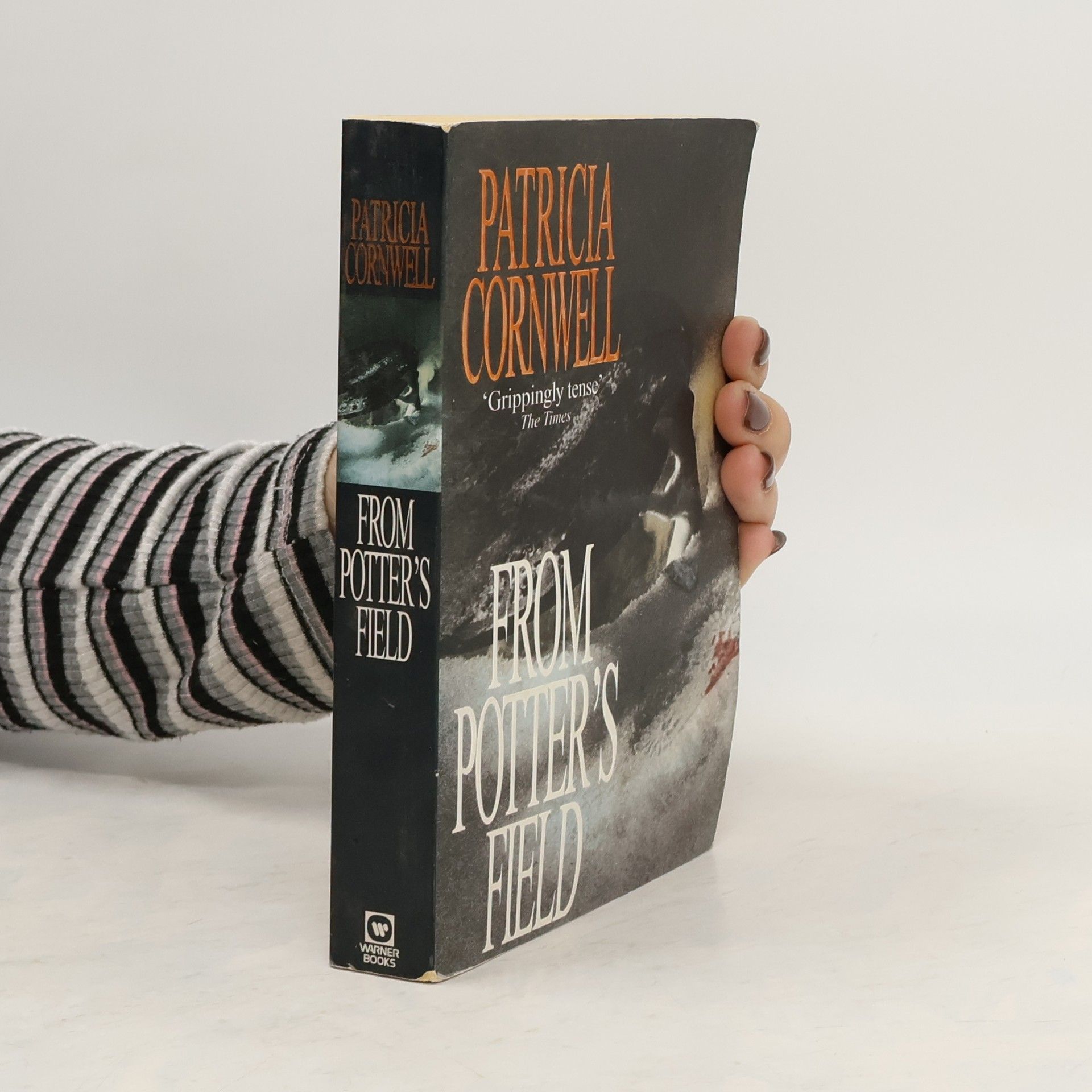 Patricia Cornwell From Potter's field