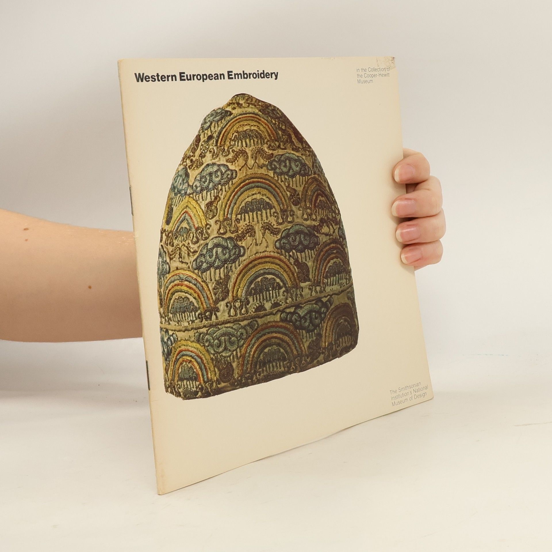kolektiv Western European Embroidery in the Collection of the Cooper-Hewitt Museum