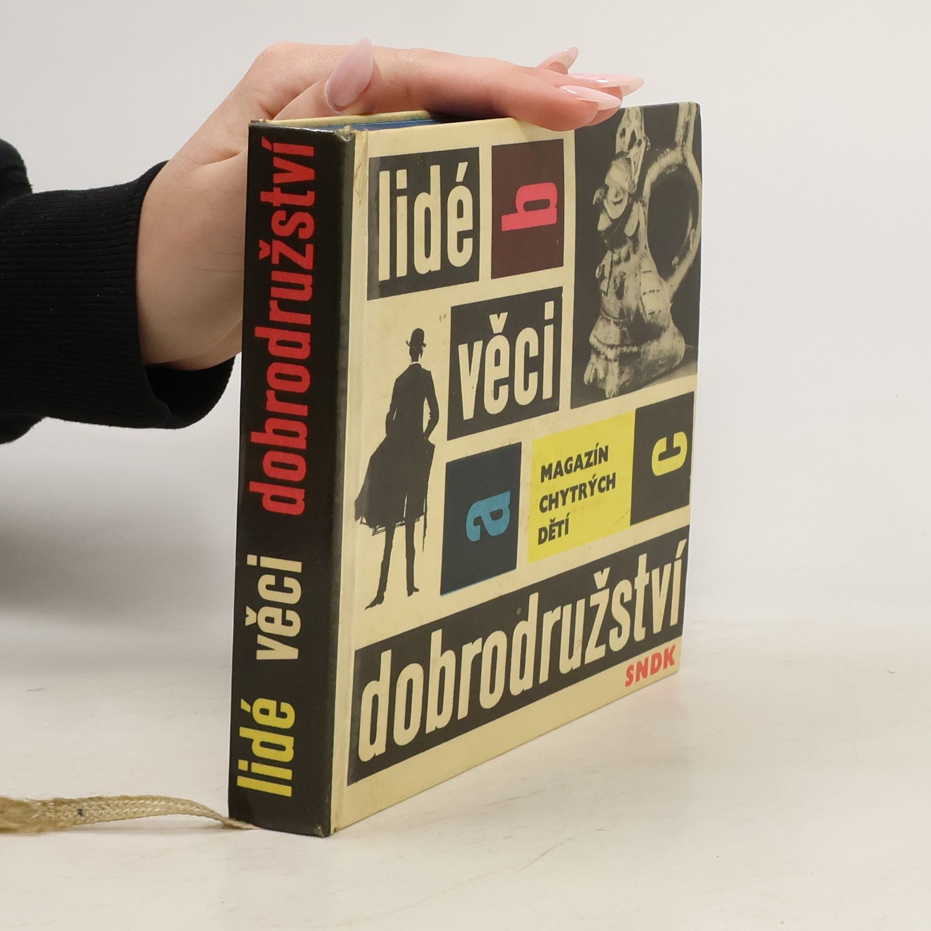 Autorenkollektiv Lidé, věci, dobrodružství